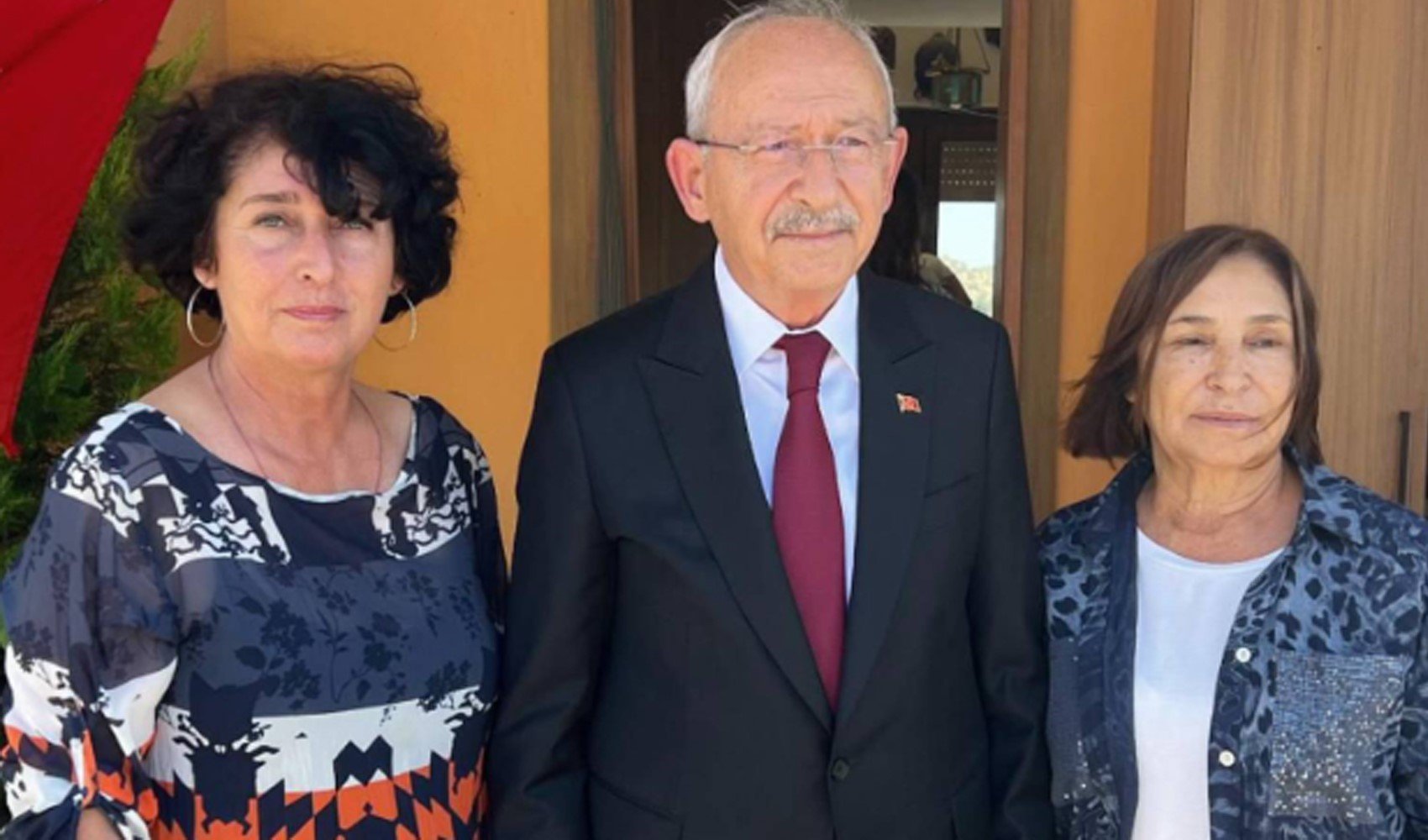 Kılıçdaroğlu'ndan Tunç Soyer'in eşi Neptün Soyer'e ziyaret