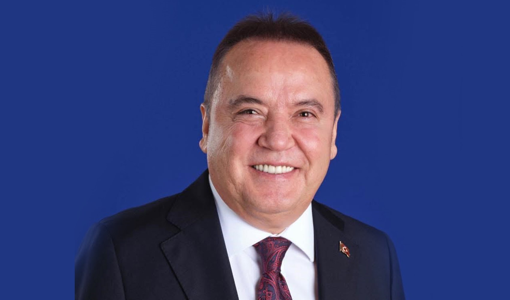 Antalya Büyükşehir Belediye Başkanı Muhittin Böcek tutuklandı