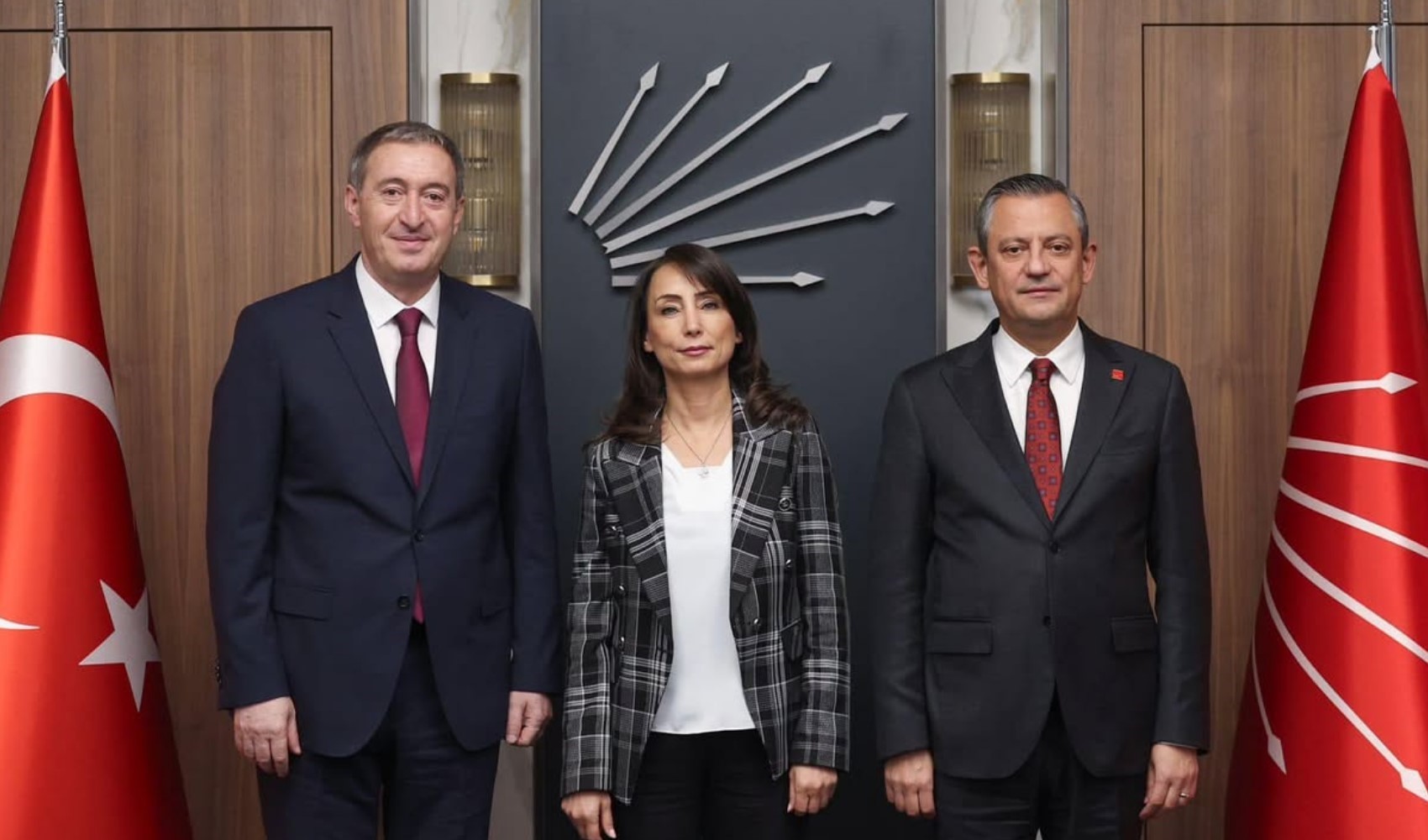 DEM Parti'den CHP'ye ziyaret açıklaması