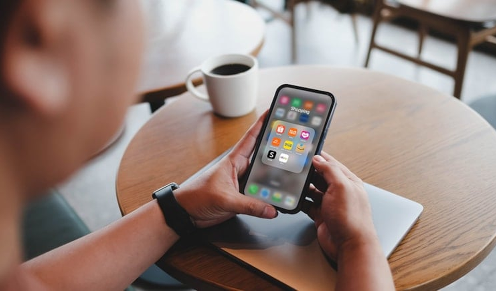 Online platformdaki ucuz yazlık ayakkabılarda tehlikeli kimyasal alarmı