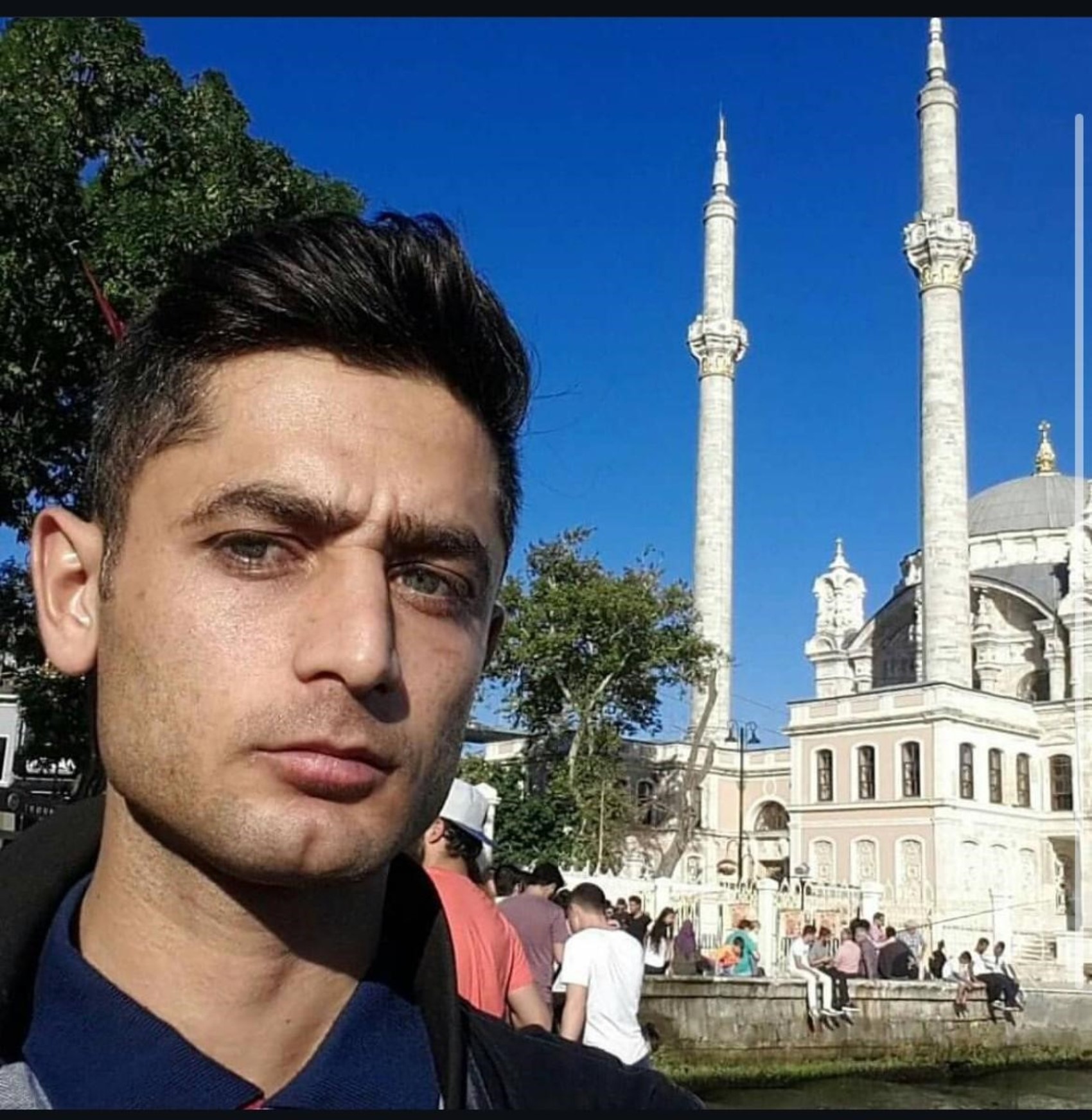 Gaziosmanpaşa'da engelli vatandaş dehşeti yaşadı: Benzin döküp yaktı