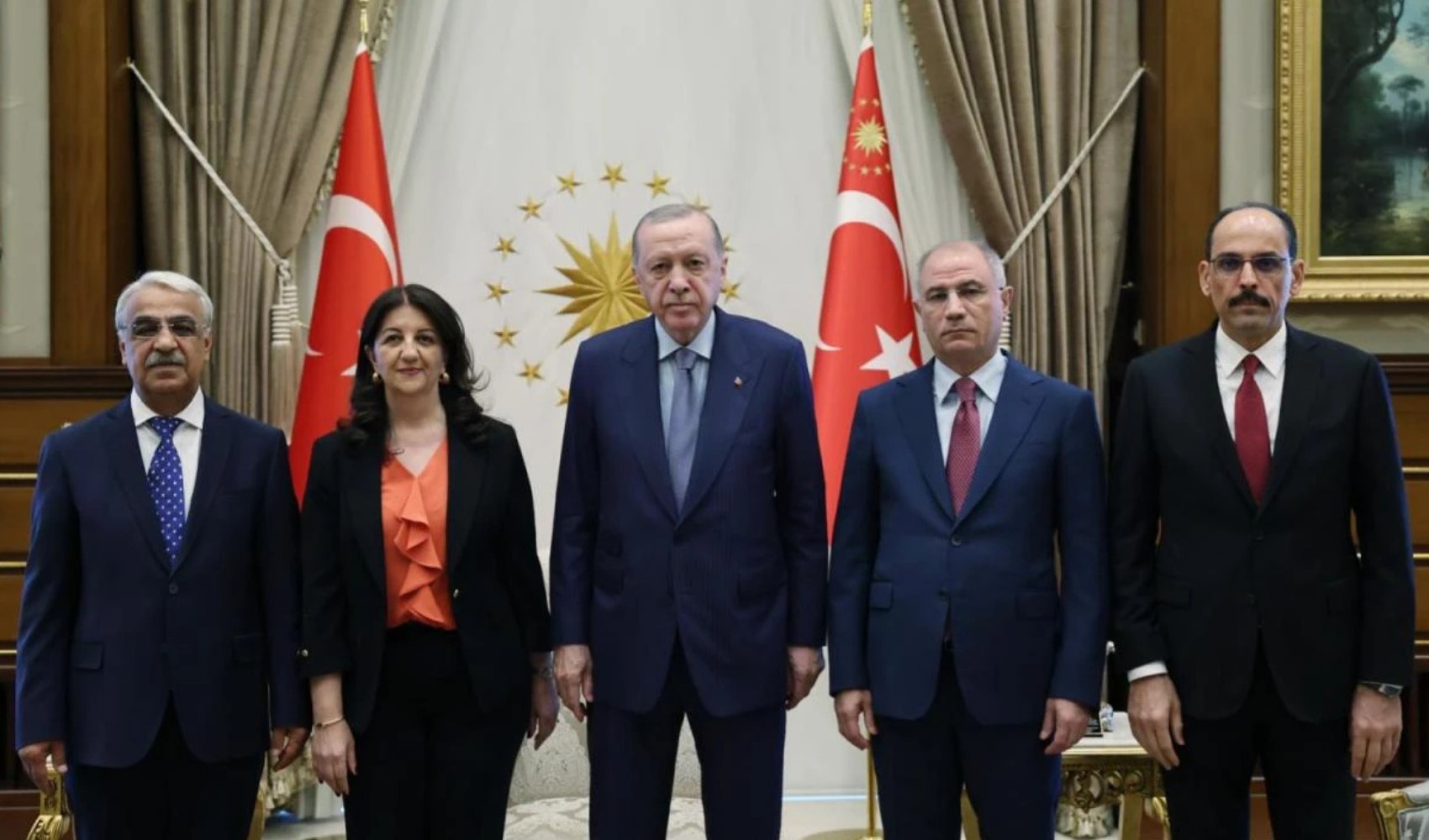 Son Dakika... Cumhurbaşkanı Erdoğan ve DEM Parti heyetinin görüşmesi sona erdi