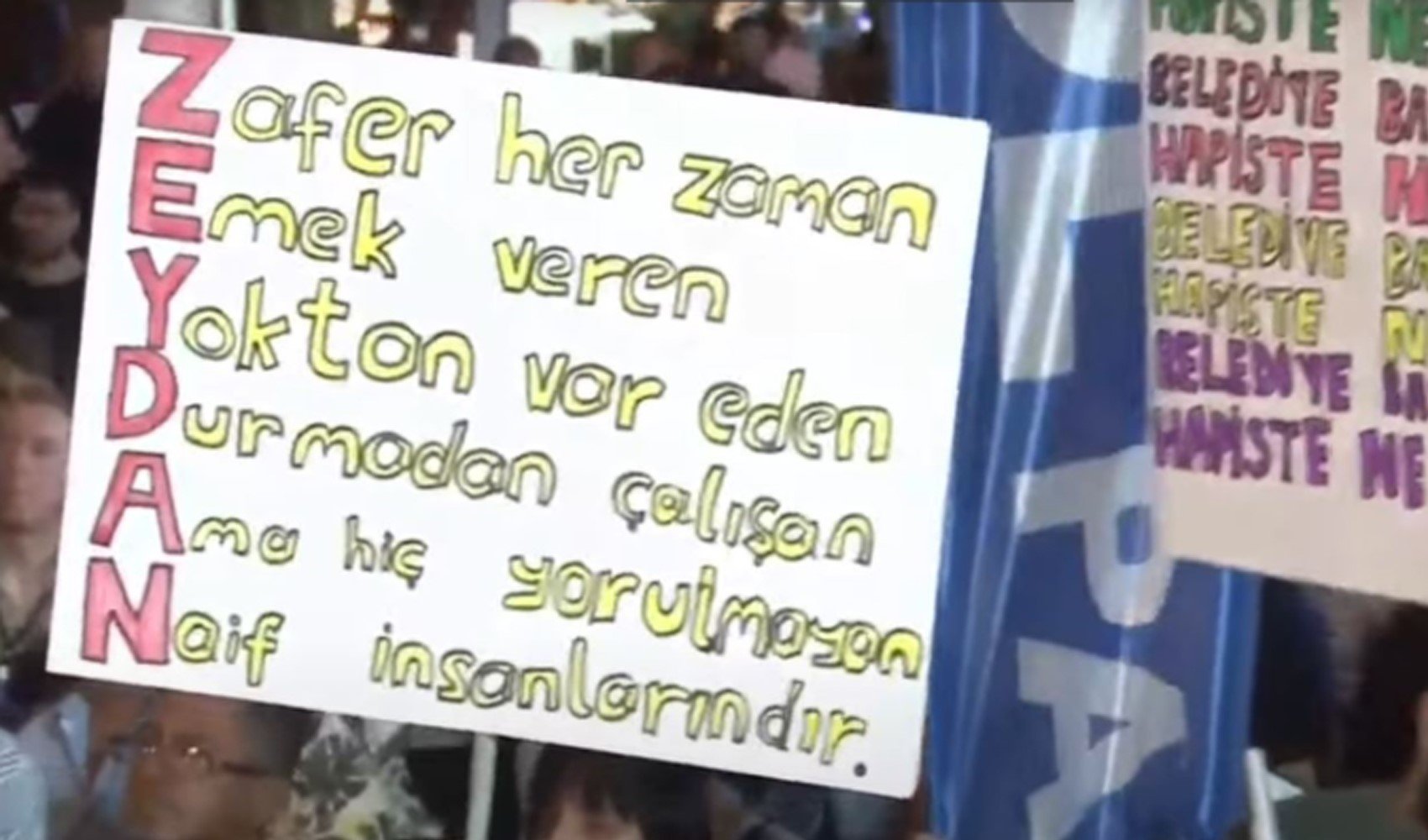 Zeydan Karalar'ın tutuklanması ardından Adana'da büyük protesto: Karalar'ın mesajı okundu Zeydan Karalar'ın tutuklanması ardından Adana'da büyük protesto: Karalar'ın mesajı okundu