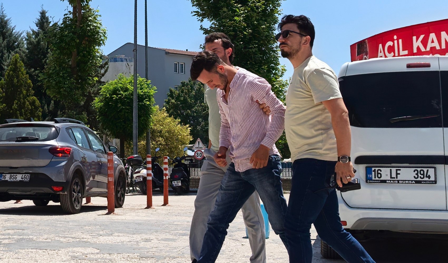 Telefonda başlayan tartışma kanlı bitti Telefonda başlayan tartışma kanlı bitti