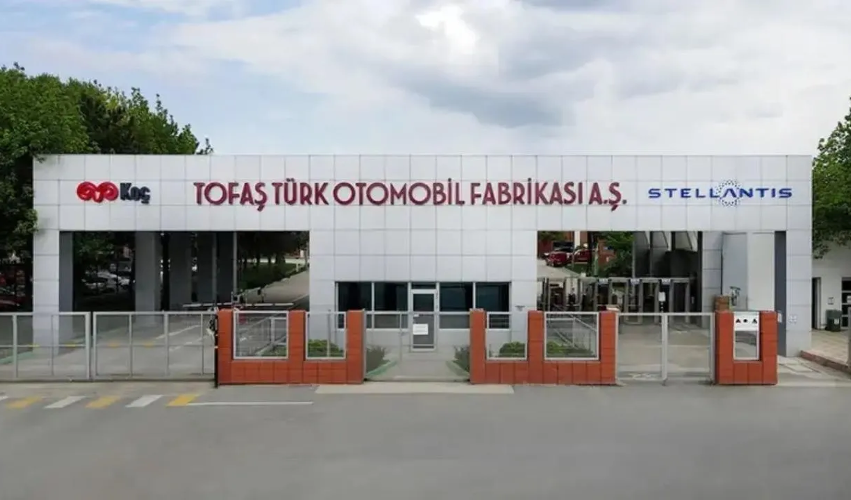 Tofaş, Bursa fabrikasında üretime ara verecek Tofaş, Bursa fabrikasında üretime ara verecek