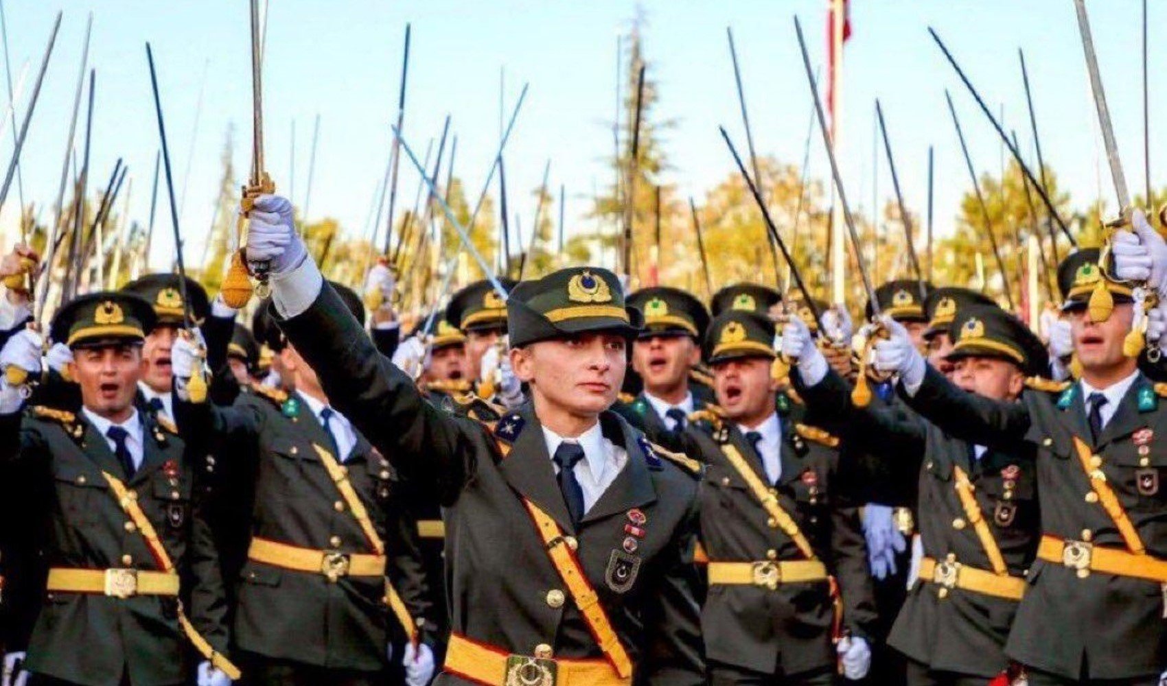Kara Harp Okulunu birincilikle bitirmişti: Ebru Teğmen ile ilgili o gerçek ortaya çıktı! Meğer işsizmiş