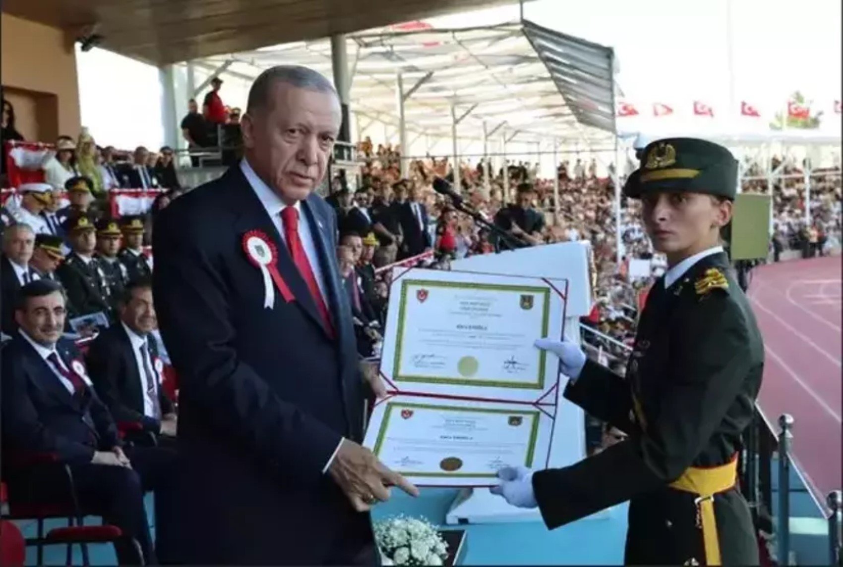 Kara Harp Okulunu birincilikle bitirmişti: Ebru Teğmen ile ilgili o gerçek ortaya çıktı! Meğer işsizmiş