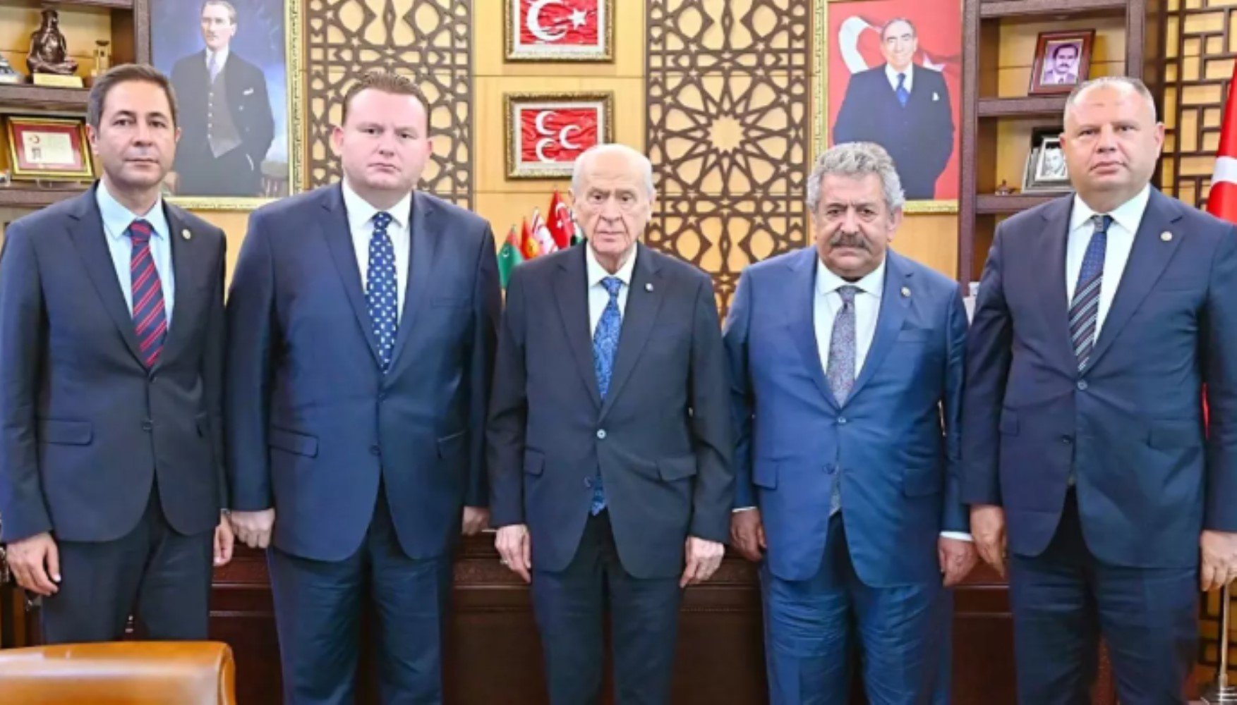 Herkes bu soruyu merak ediyordu: MHP'li isim kurulacak komisyonun ismini açıkladı