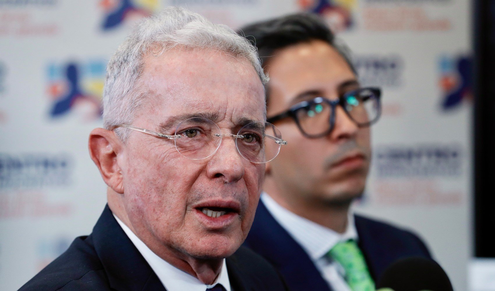 Kolombiya'da eski Devlet Başkanı Uribe, 12 yıl ev hapsine mahkum edildi