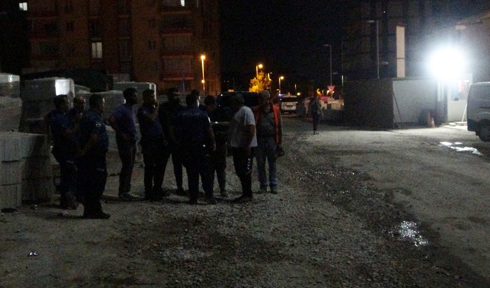 Şantiye işçileri arasında taşlı sopalı kavga