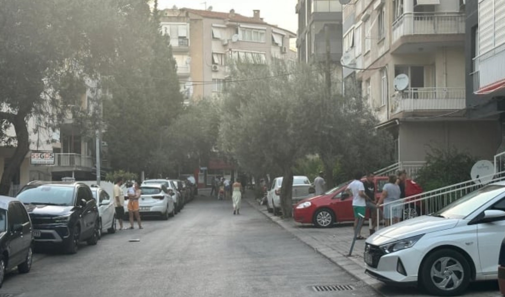 6,1 büyüklüğündeki deprem öncesi artçı sarsıntılar meydana geldi