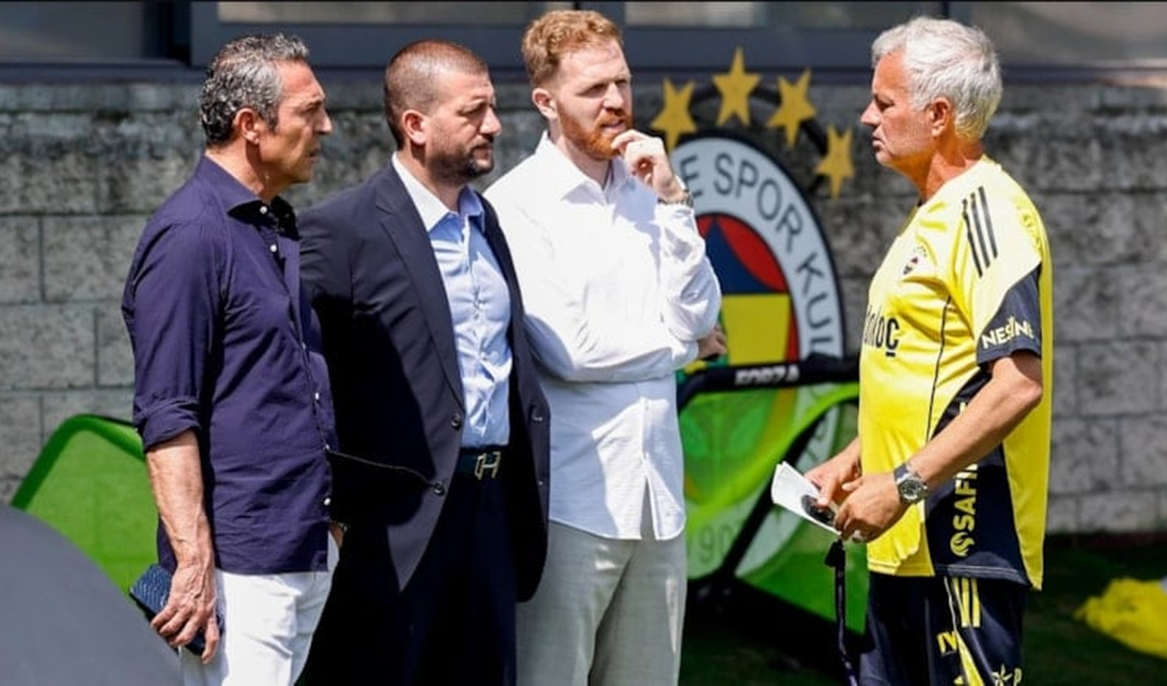 Fenerbahçe'de transfer krizi: Mourinho'dan Devin Özek'e rest