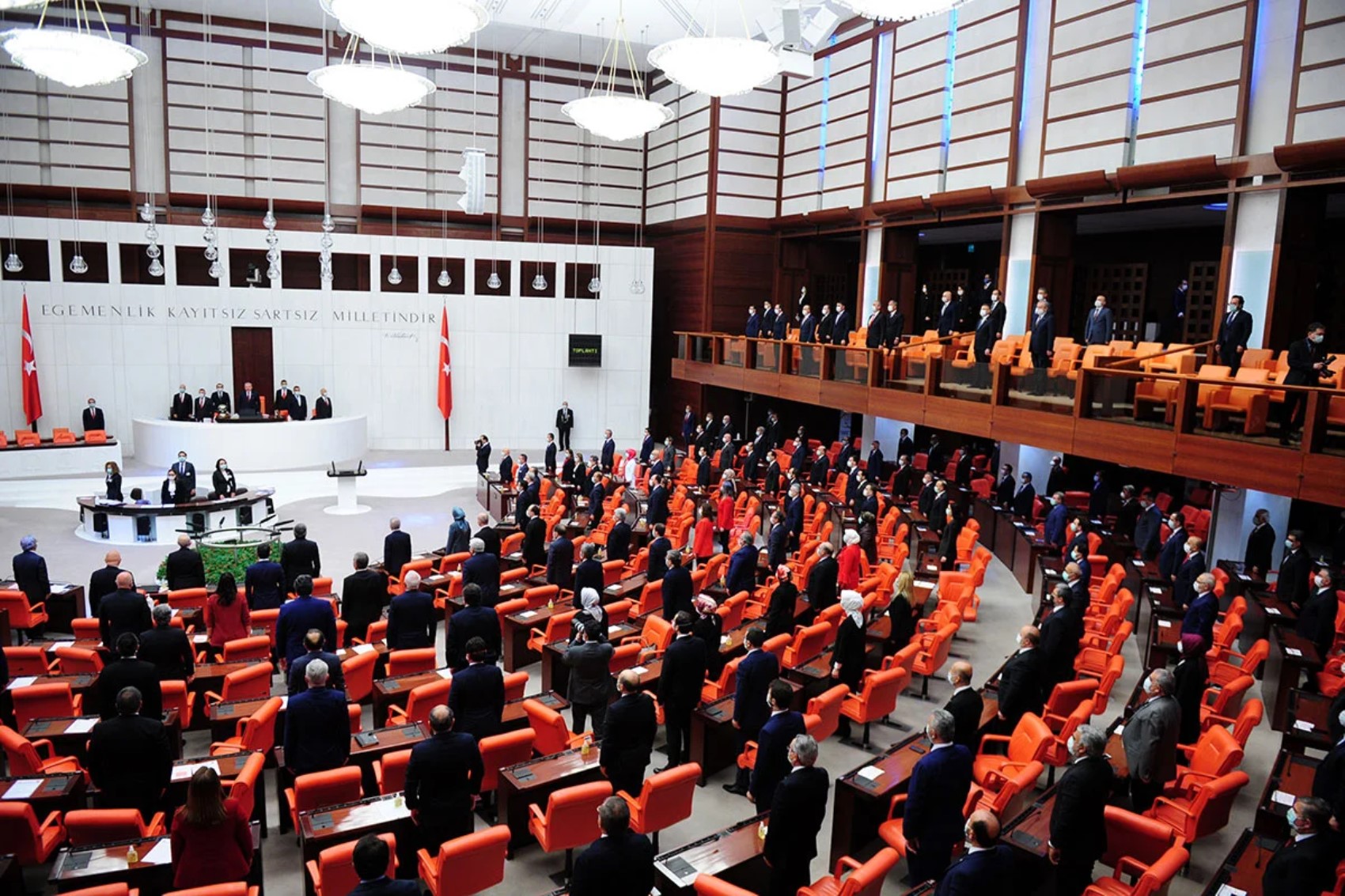 AKP kulislerinde komisyon endişesi: Bir öncekine benzemesin!