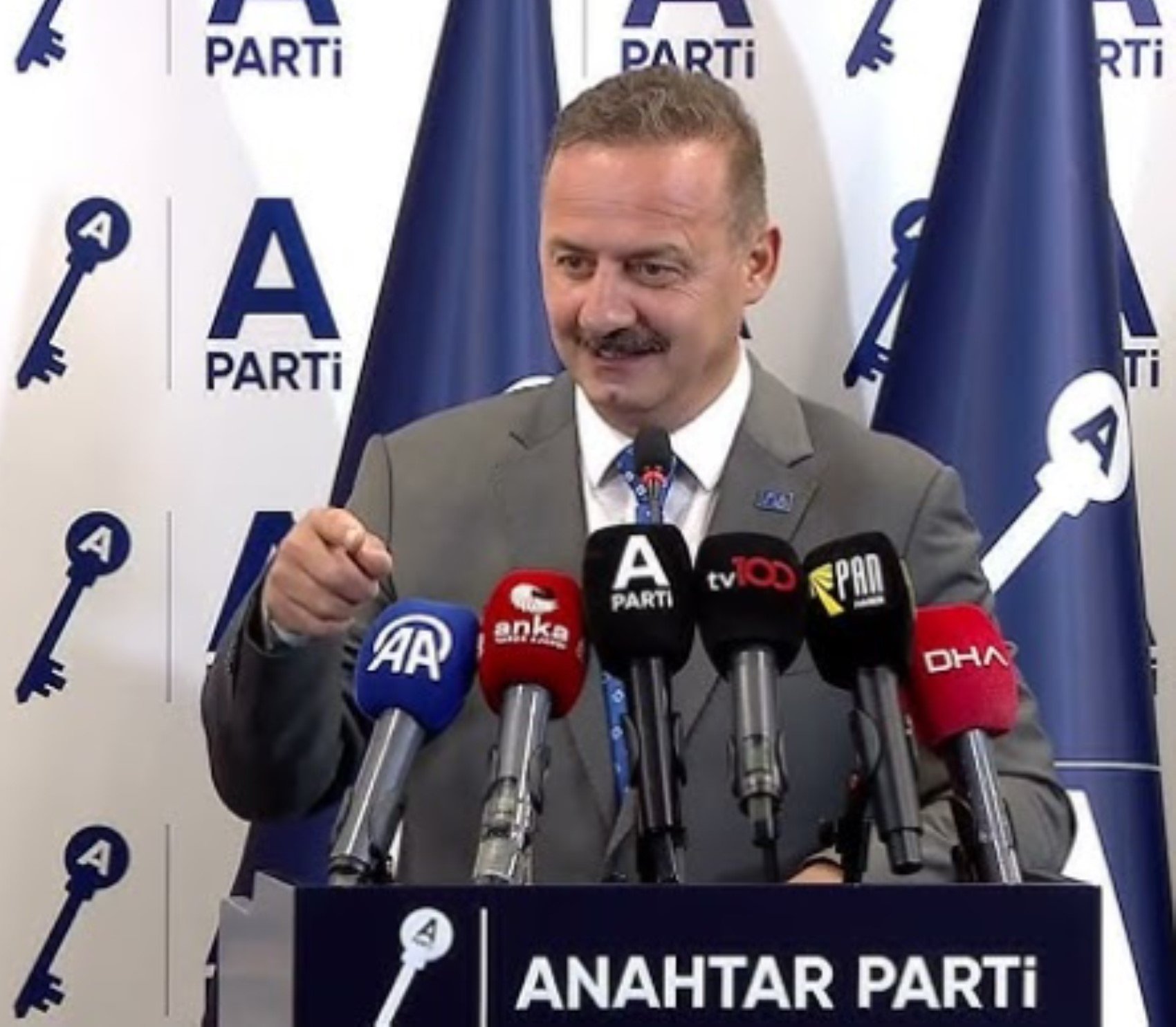 Son ankette Ekrem İmamoğlu'na büyük destek: CHP ve AKP arasındaki fark belli oldu