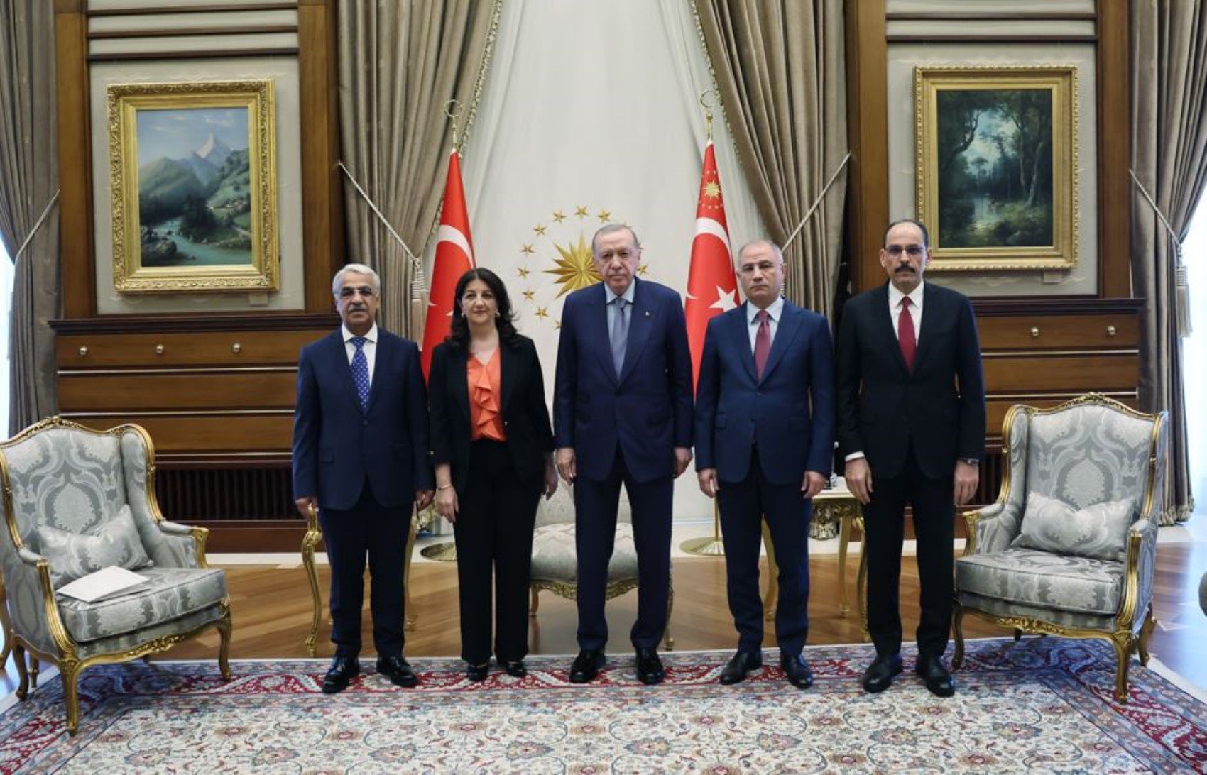 Erdoğan ve Bahçeli bu habere çok üzülecek: Yandaş gazeteci açılım gözlemlerini paylaştı
