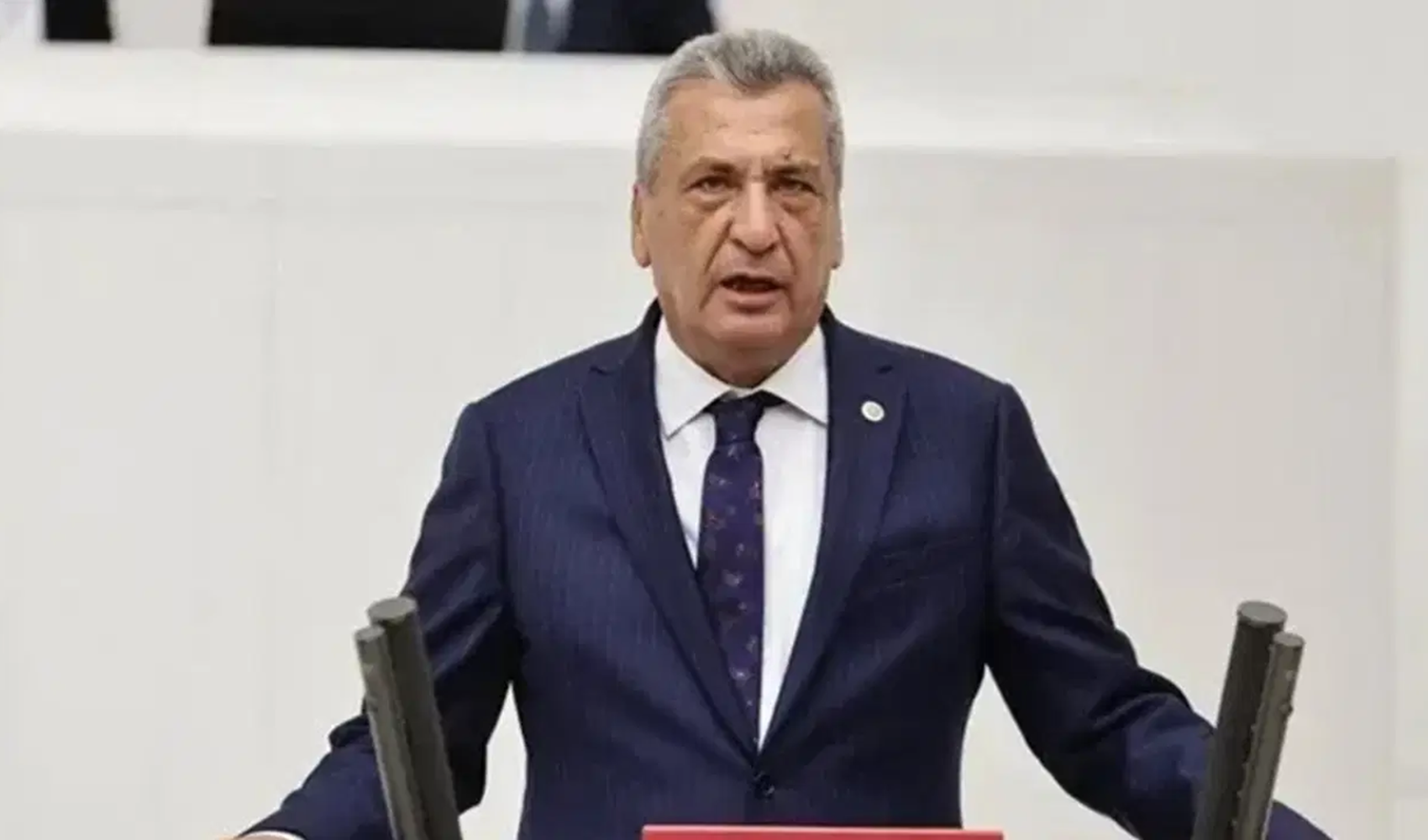 CHP’li Öztürkmen’den asfalt ihalesiyle ilgili çarpıcı usulsüzlük iddiaları