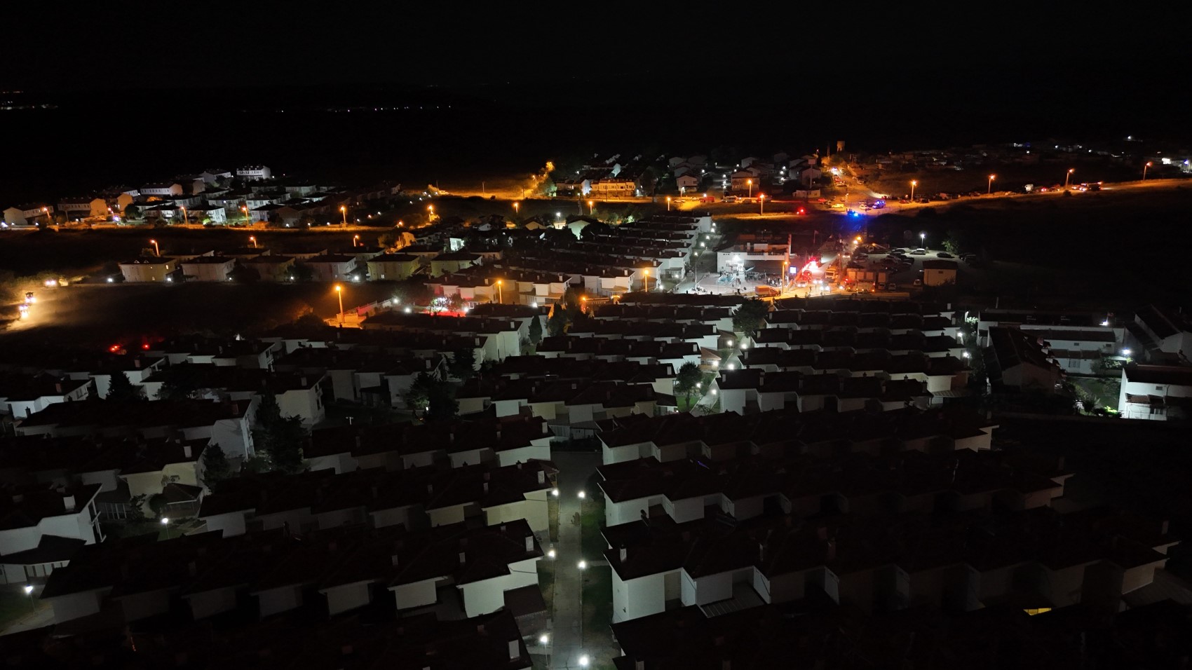 Edirne'deki orman yangınında alevler evlere yaklaştı