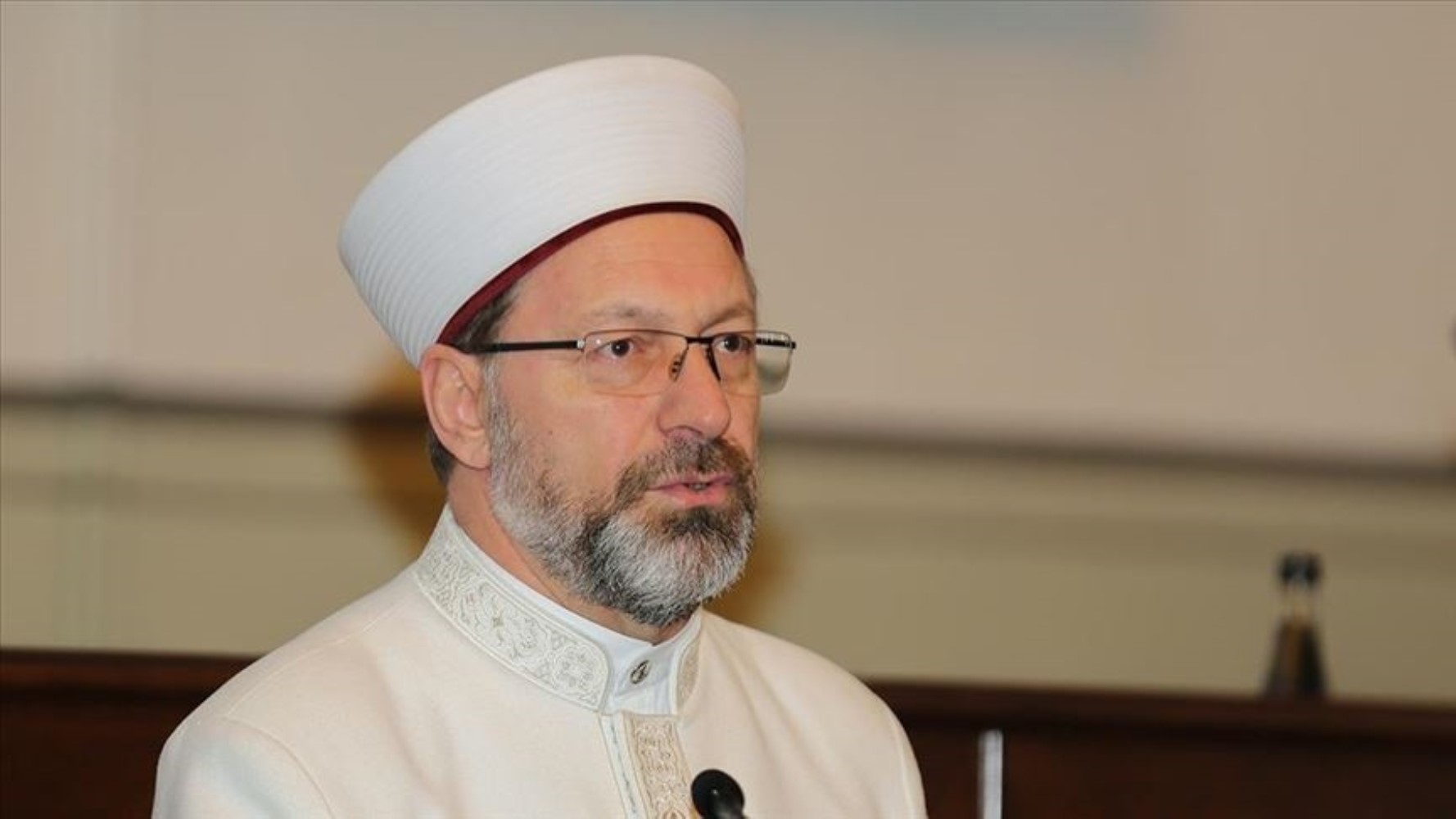 Diyanet İşleri Başkanı Ali Erbaş'ın kızına küsüratlı atama: Sınavda gerideydi ama kadroya girdi!