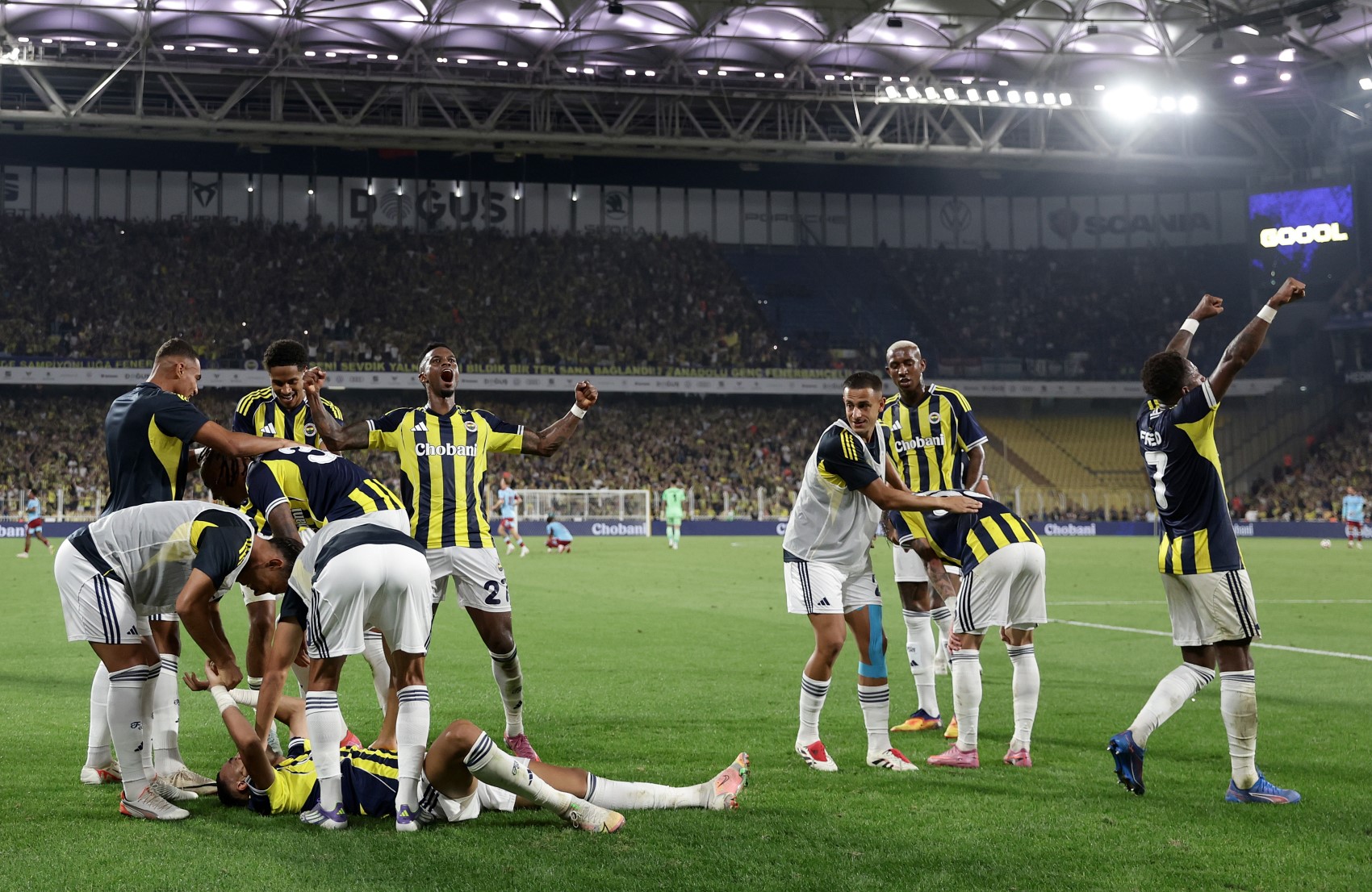 Fenerbahçe Feyenoord'u 5'ledi: UEFA ülke puanı sıralaması güncellendi! Türkiye kaçıncı sırada?