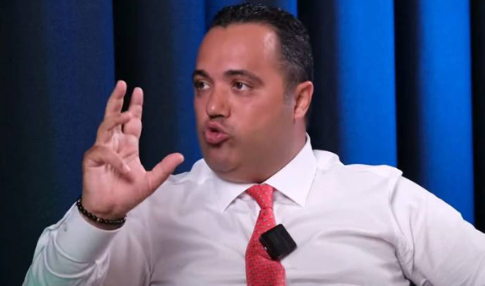 Rezan Epözdemir polemiğine ROK da katıldı: 'Mehmet Uçum'un oğlu ile birlikte çalışıyor'