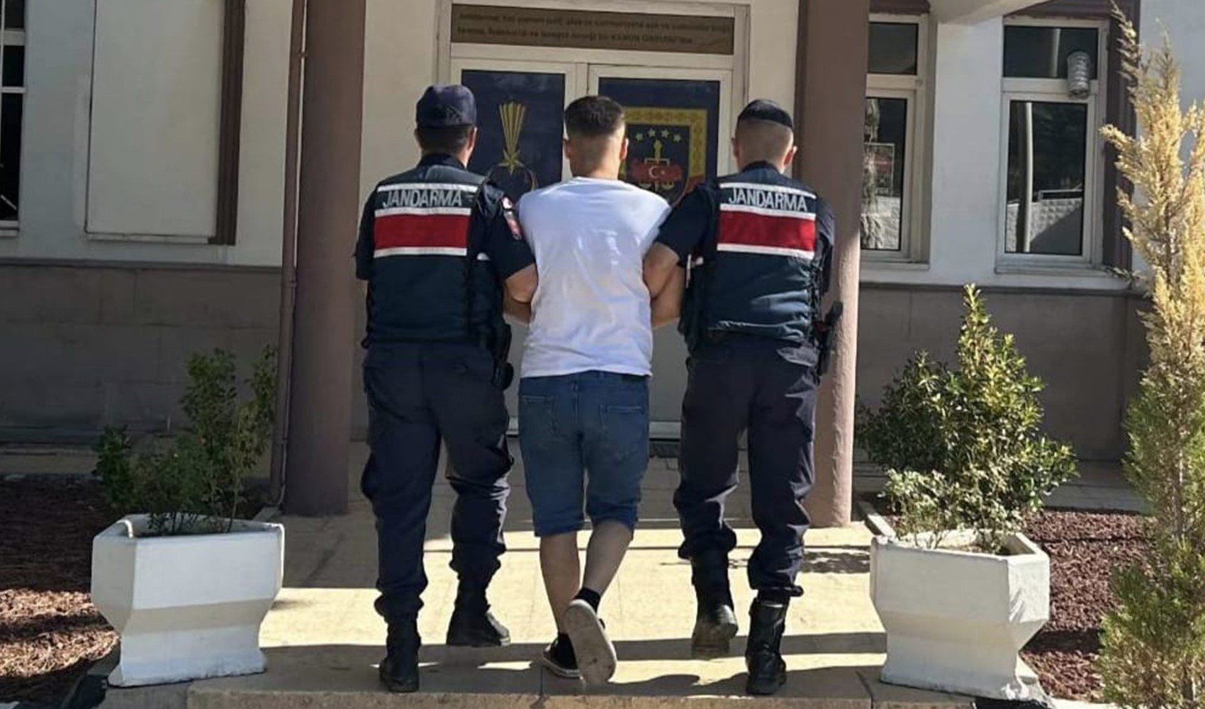 Kırıkkale'de aranan 3 firari hükümlü yakalandı