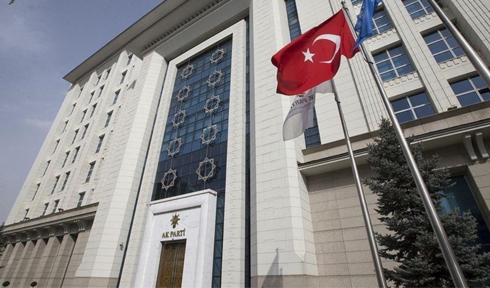 AKP kulisleri çalkalanıyor! İktidara büyük şok AKP kulisleri çalkalanıyor! İktidara büyük şok
