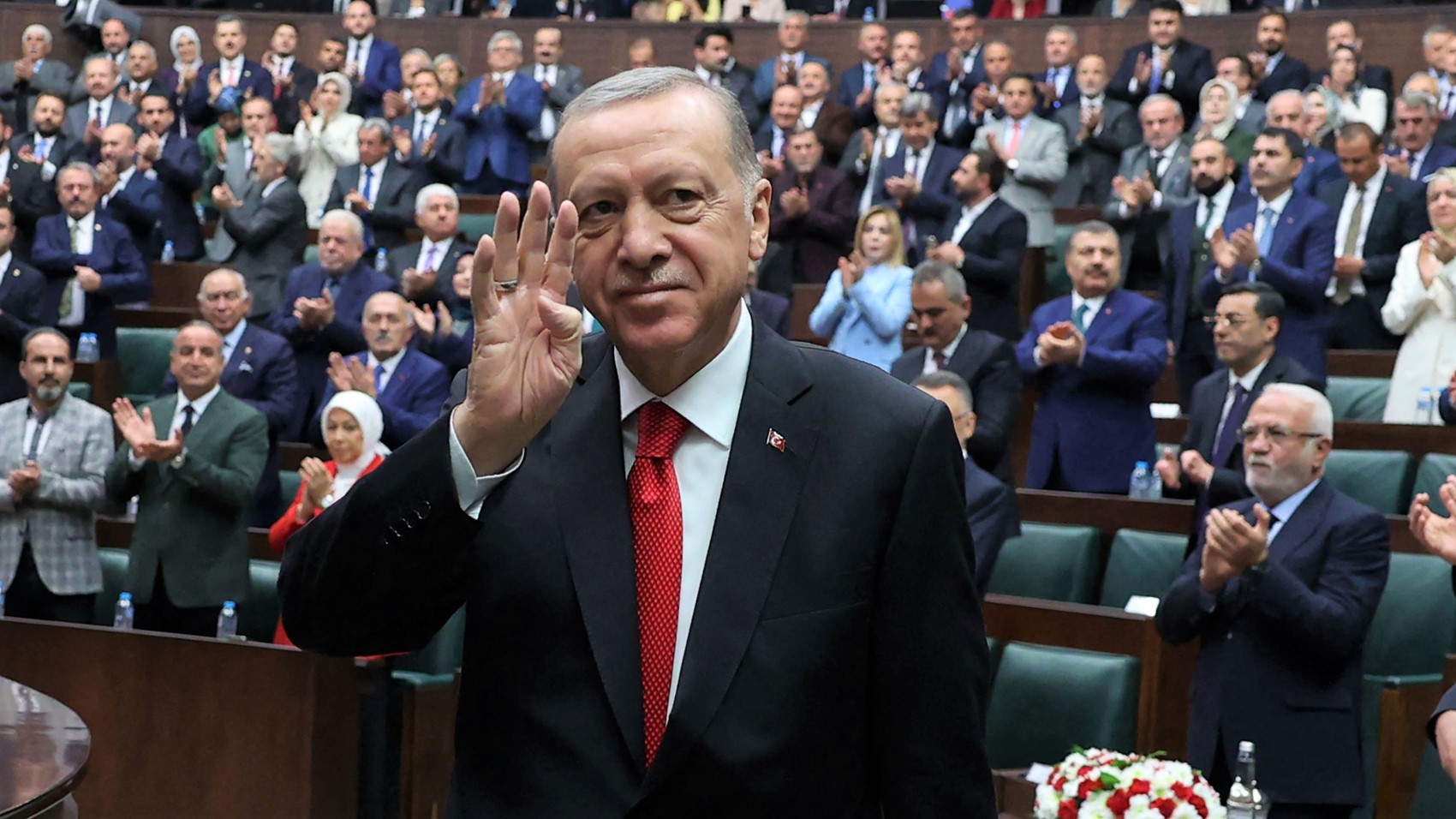AKP'nin yeni transferi kulislerden sızdı: 'Özlem Çerçioğlu kadar konuşulacak bir katılım daha var'