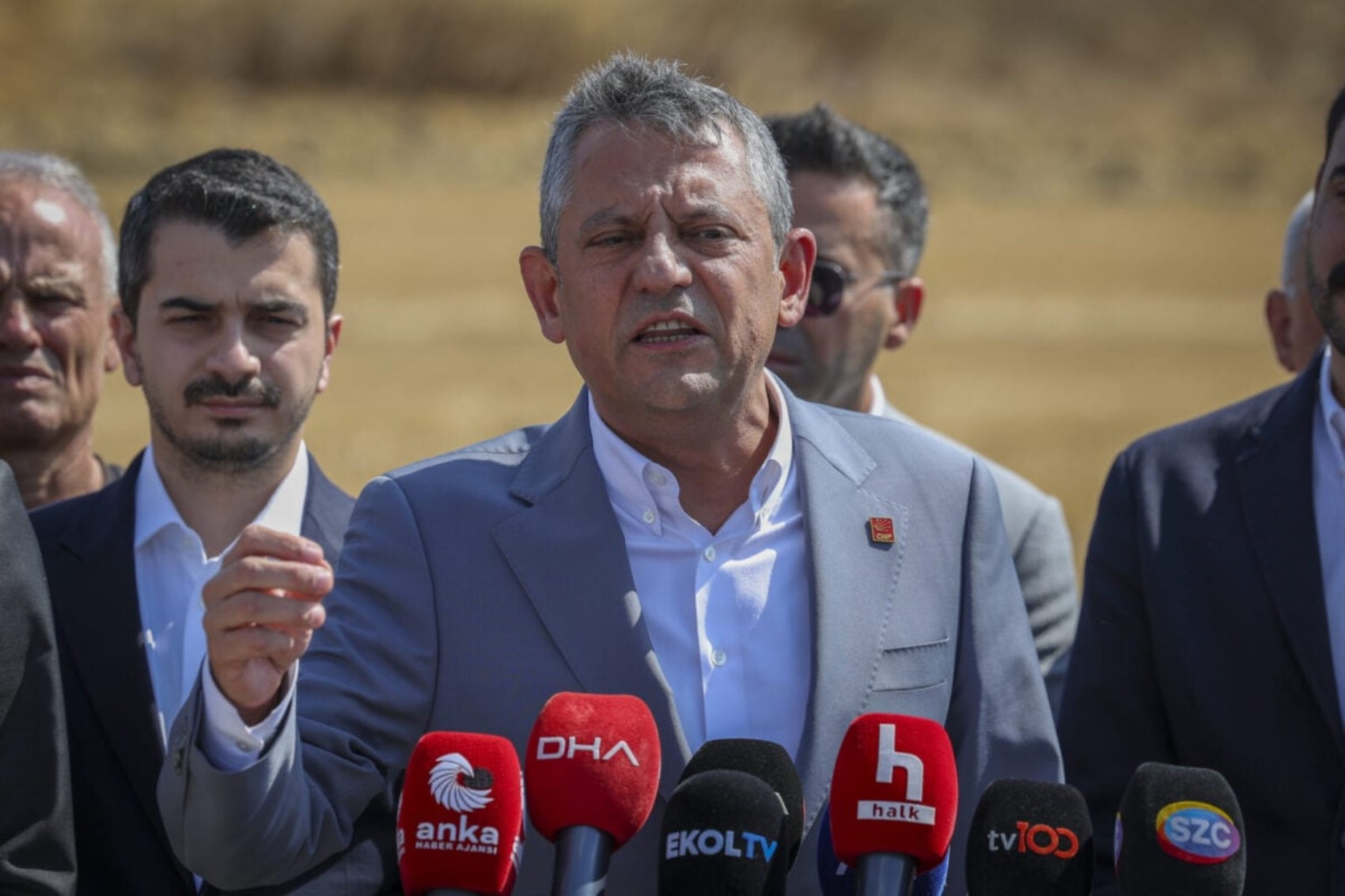 AKP'nin yeni transferi kulislerden sızdı: 'Özlem Çerçioğlu kadar konuşulacak bir katılım daha var'