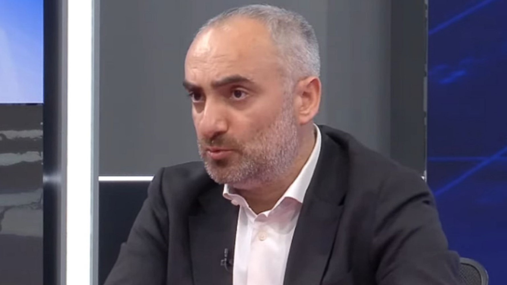 İsmail Saymaz isimleri açıkladı: Bugün AKP'ye katılacak 9 belediye başkanı belli oldu!