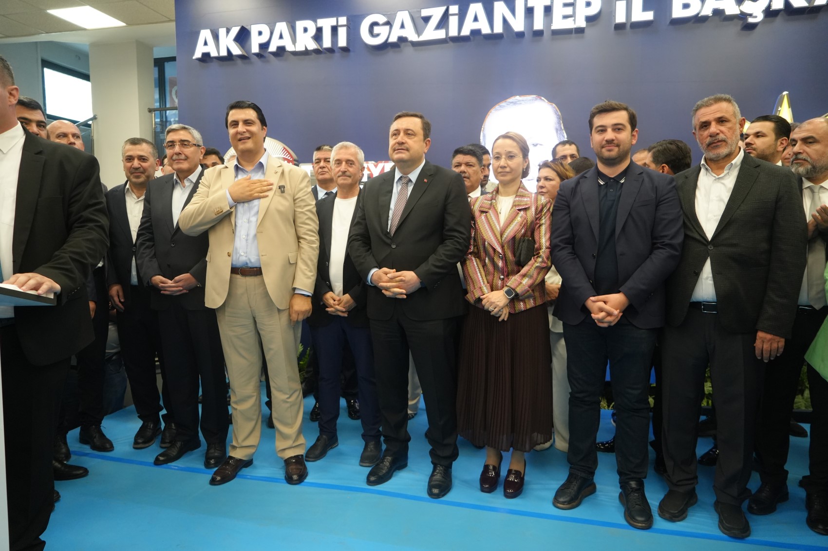 AKP’ye geçen Umut Yılmaz Gaziantep’te açıklamalarda bulundu: Bu yuvada ihanet etmek yok