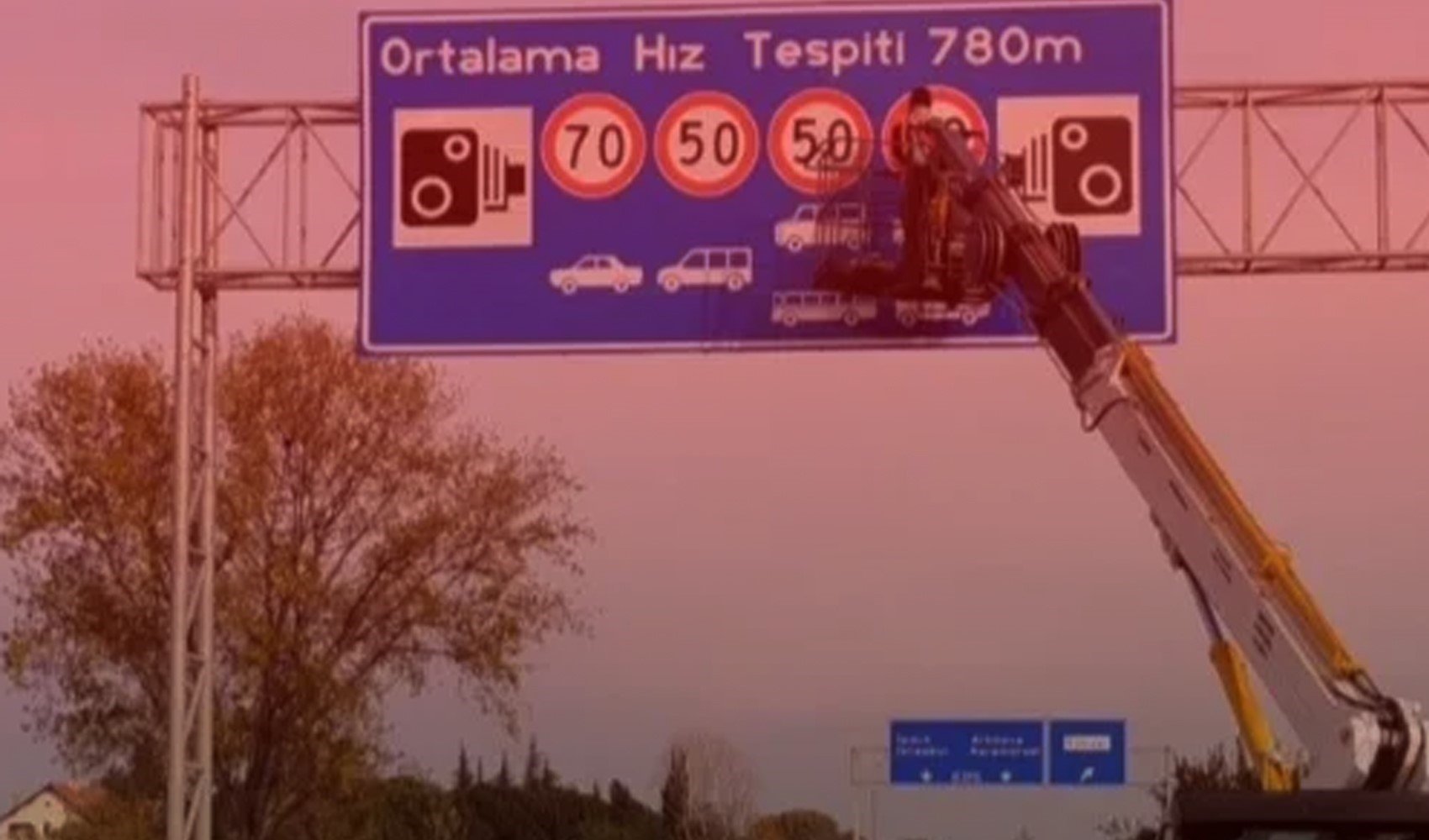 Karayollarındaki hız sınırları ve trafik işaretlemelerine standart geliyor: Yeniden gözden geçirilecek
