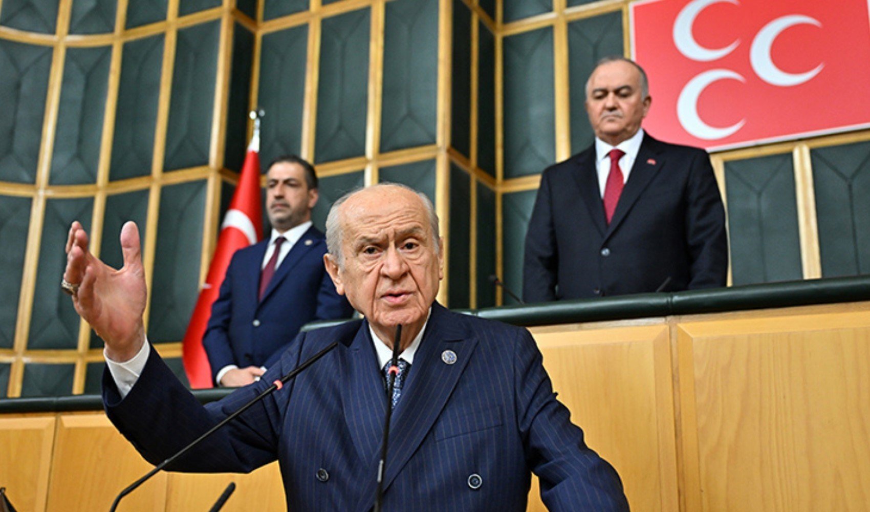 Devlet Bahçeli'den yeni hazırlık! Yeni 'açılım' için harekete geçti