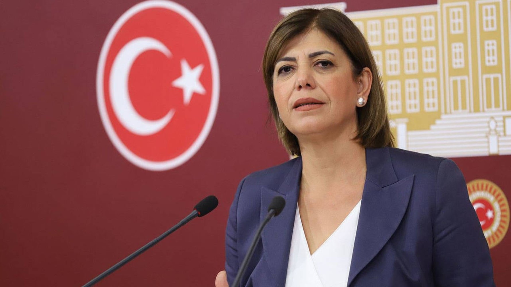 DEM Partili Meral Danış Beştaş'tan Kadir İnanır'a ziyaret! İşte usta oyuncunun son hali...