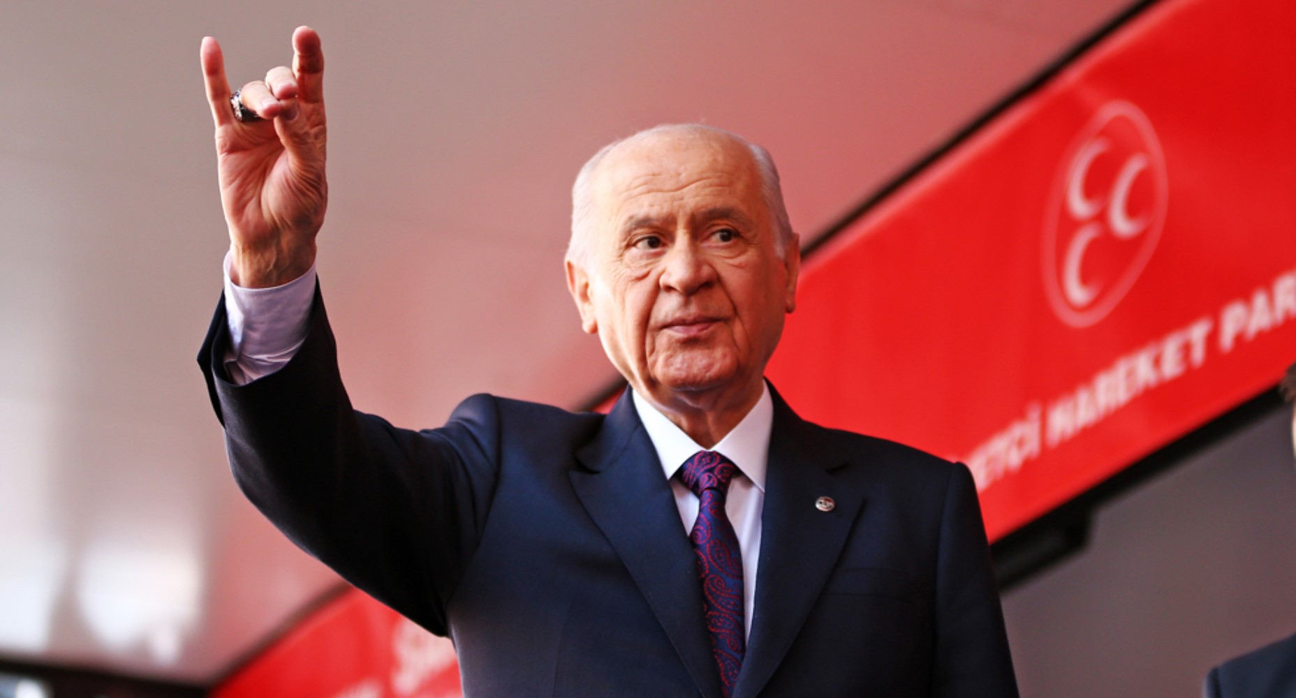Transferler AKP’ye yetmedi: Son anketten sürpriz sonuç!