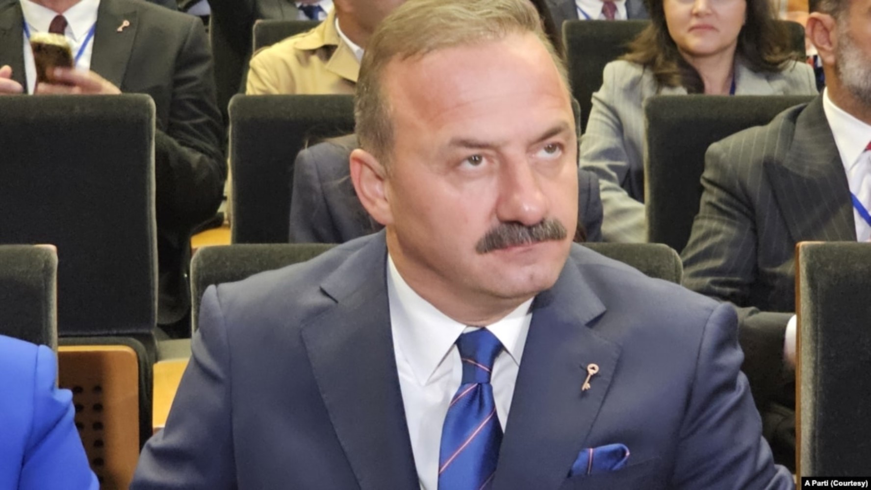 ORC’nin genç seçmenler anketinde beklenmedik üçüncülük! Ne DEM, ne de MHP…