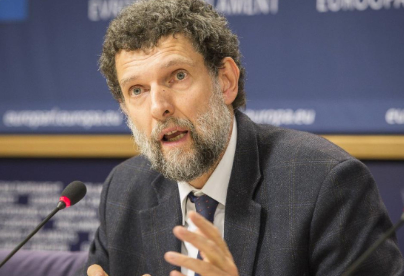 Osman Kavala açıkladı: 20 yıl önce Erdoğan'ın okuduğu şiiri o önermiş!
