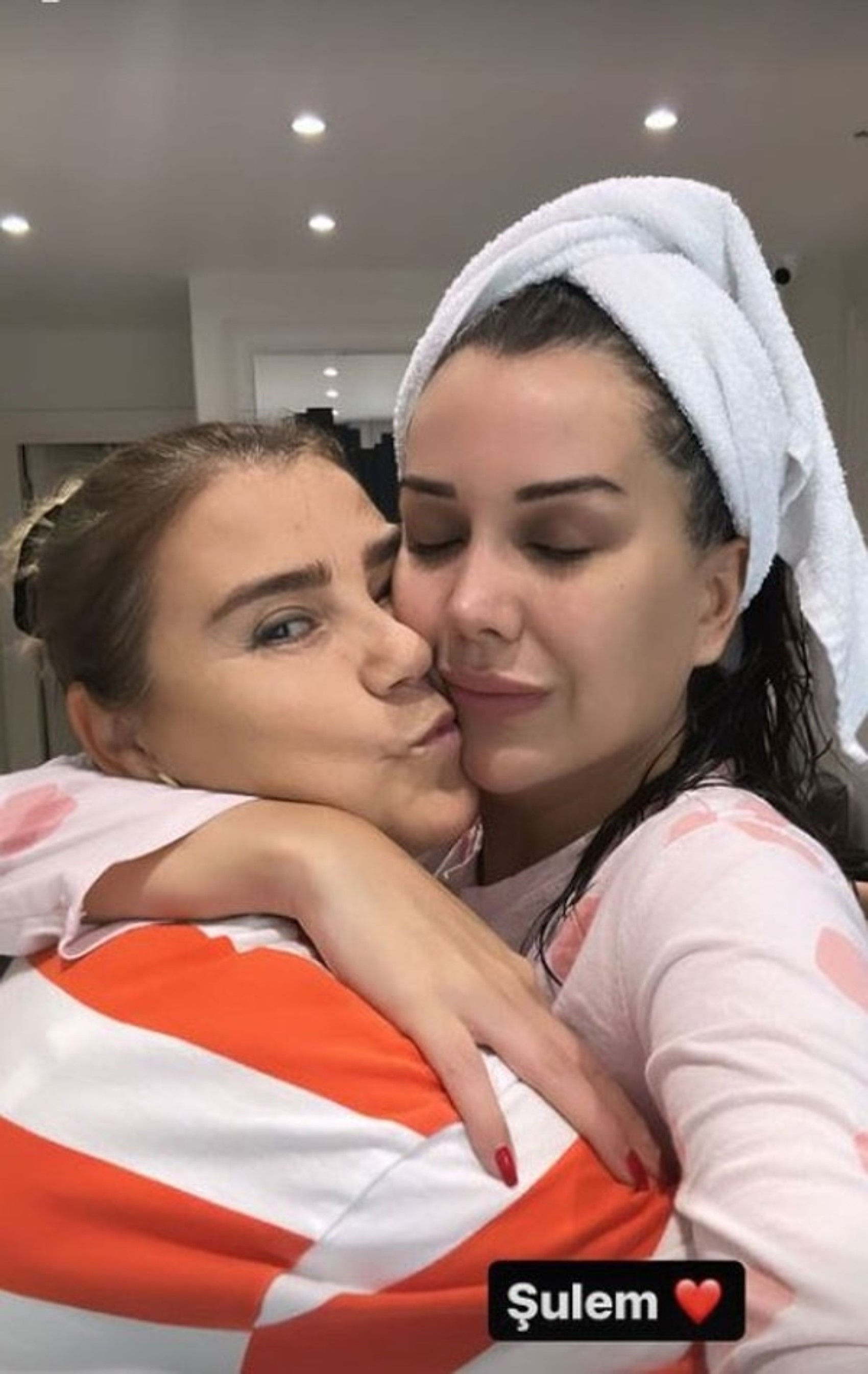 Dilan Polat'tan eski yardımcısı Şule'ye olay sözler