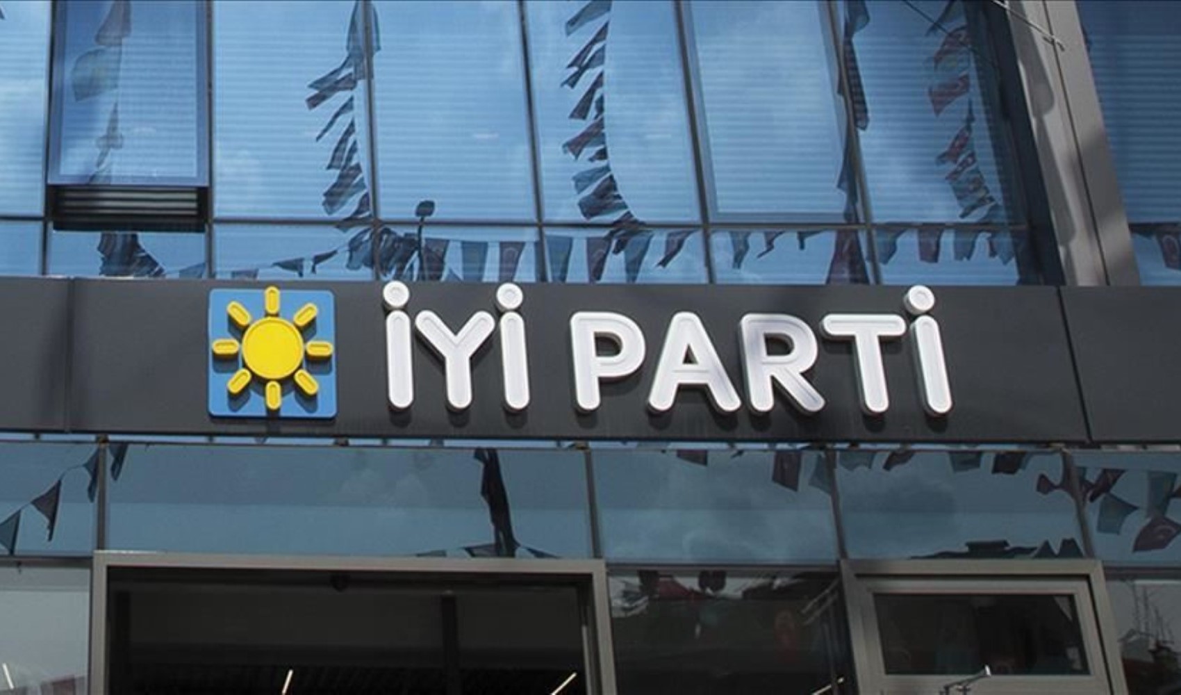 İYİ Parti'de 'terörsüz Türkiye' istifası yaşandı