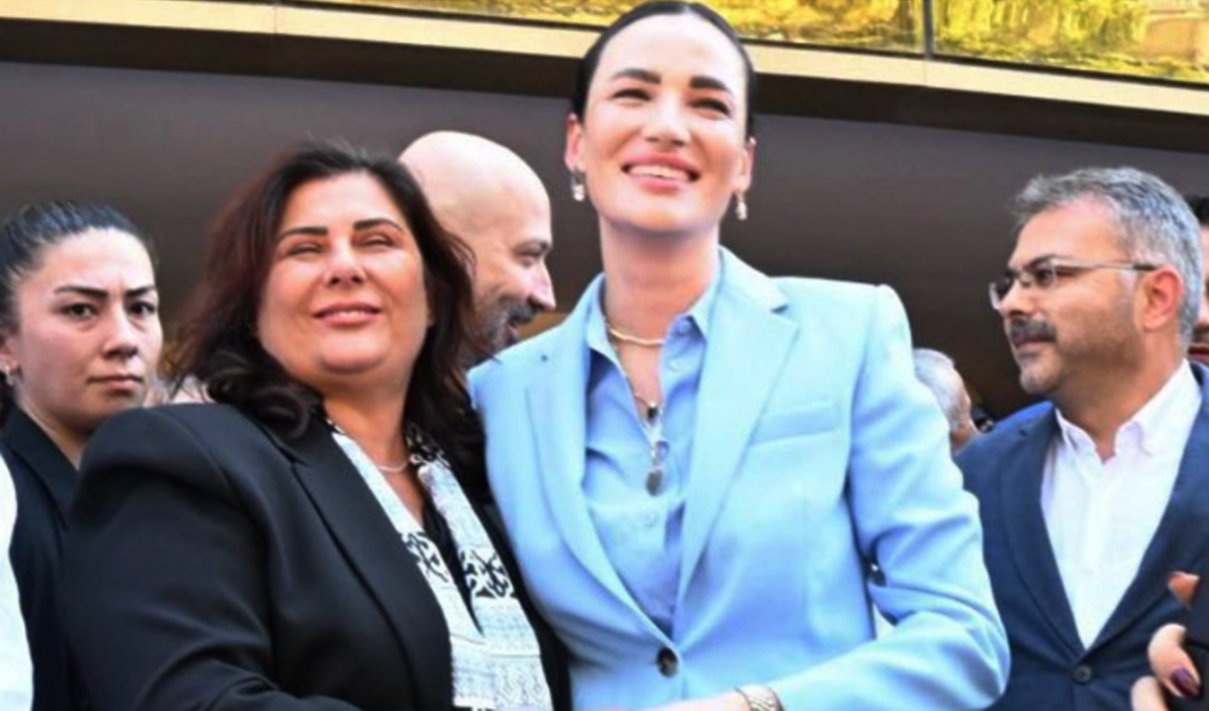 AKP'li Seda Sarıbaş'tan, Çerçioğlu'na övgü dolu sözler