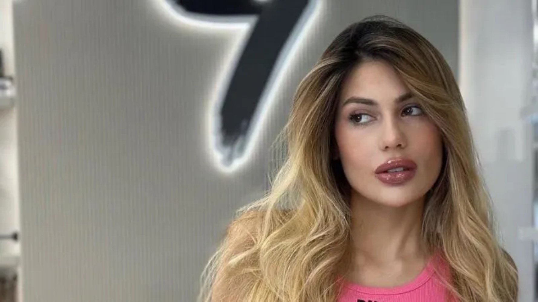 Nihal Candan'ın telefonunda ortaya çıktı: Kim bu Yogini grubu?  Aynı mesajları ablasına da yollamışlar