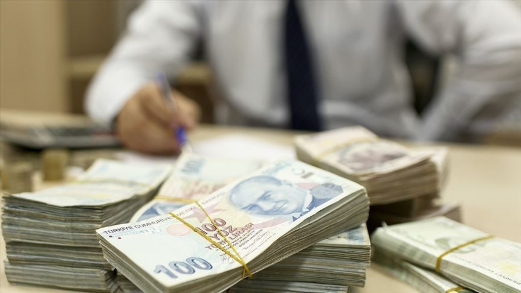 Vergi rekortmenleri belli oldu: İlk sıradaki isim şaşırtmadı
