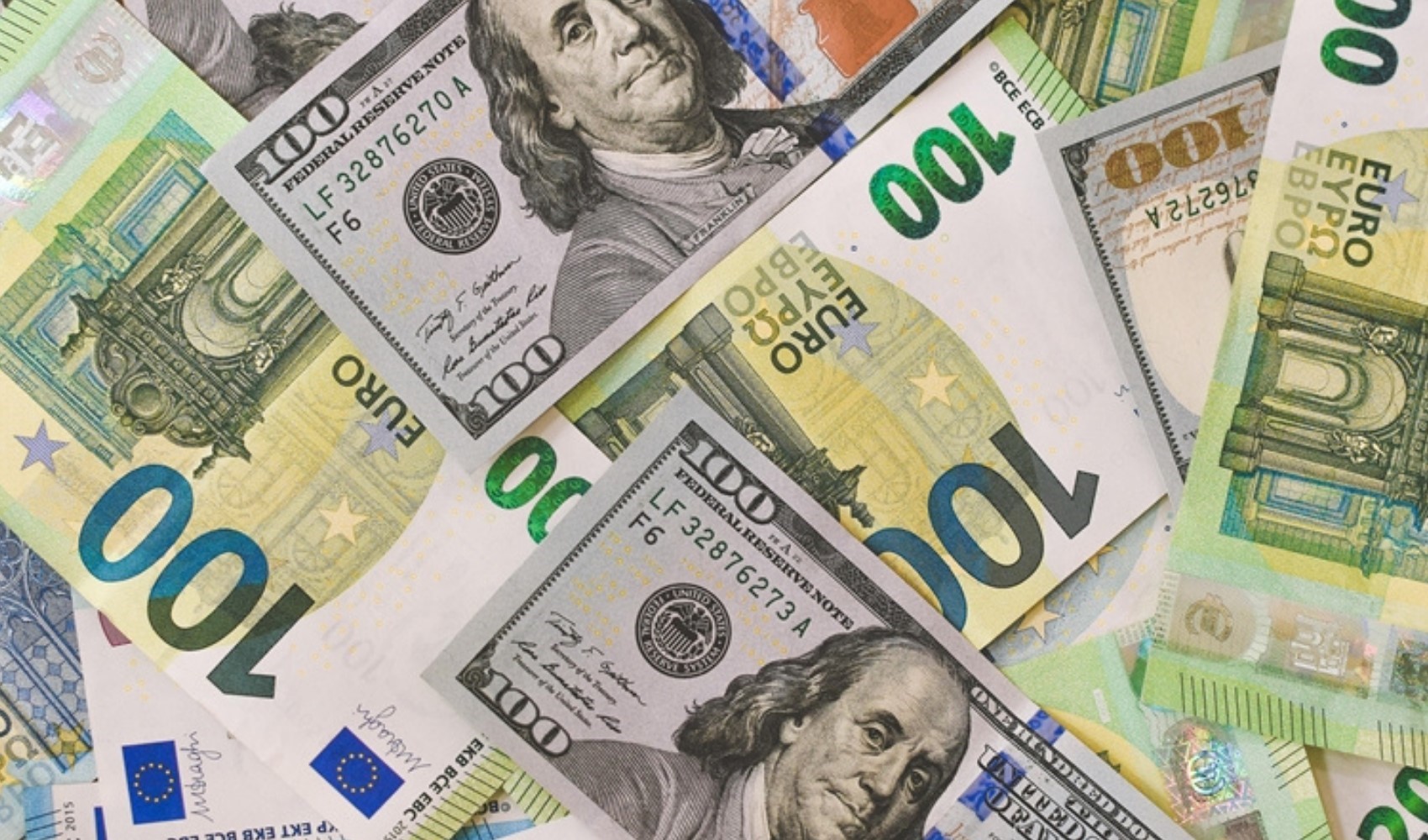 Dolar ve euro için yeni tahmin: Yıl sonunda hangi seviyelerde olacak?