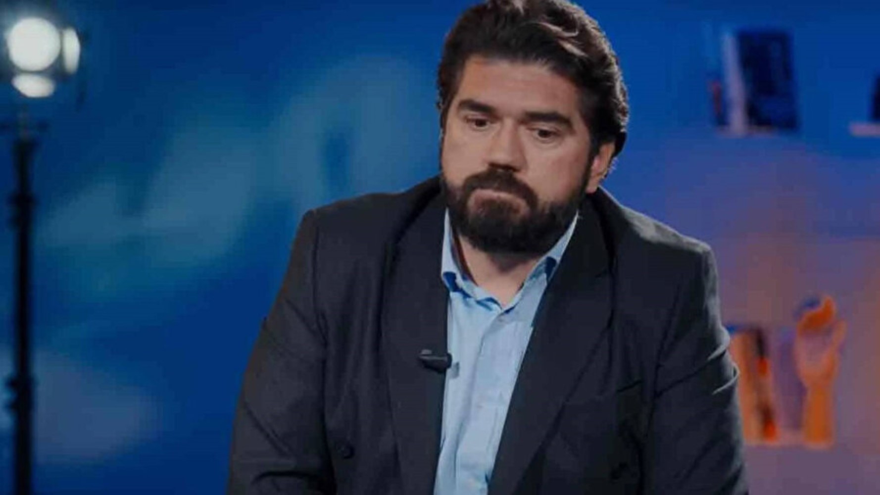 ROK, 'Türkiyeli değil, Türk'üm' diyen Defne Samyeli'yi hedef aldı: Eski sunucudan olay yanıt!