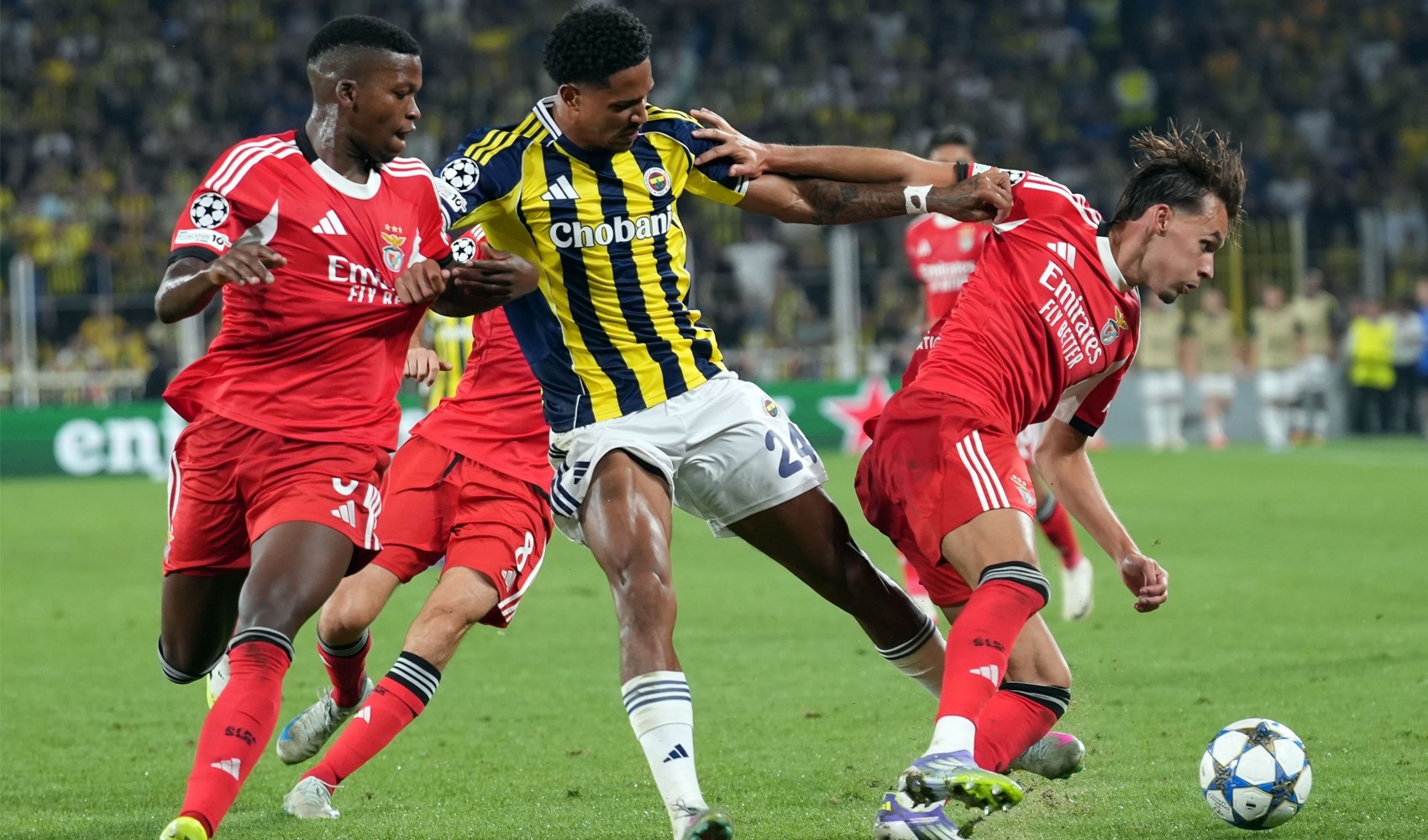Fenerbahçe tur şansını Portekiz'de zorlayacak: Kerem 77 dakika sahada kaldı