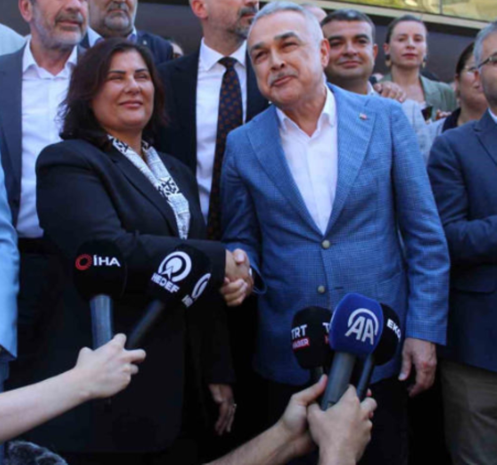 Özlem Çerçioğlu'na jet hızında kredi: Ticari sırmış