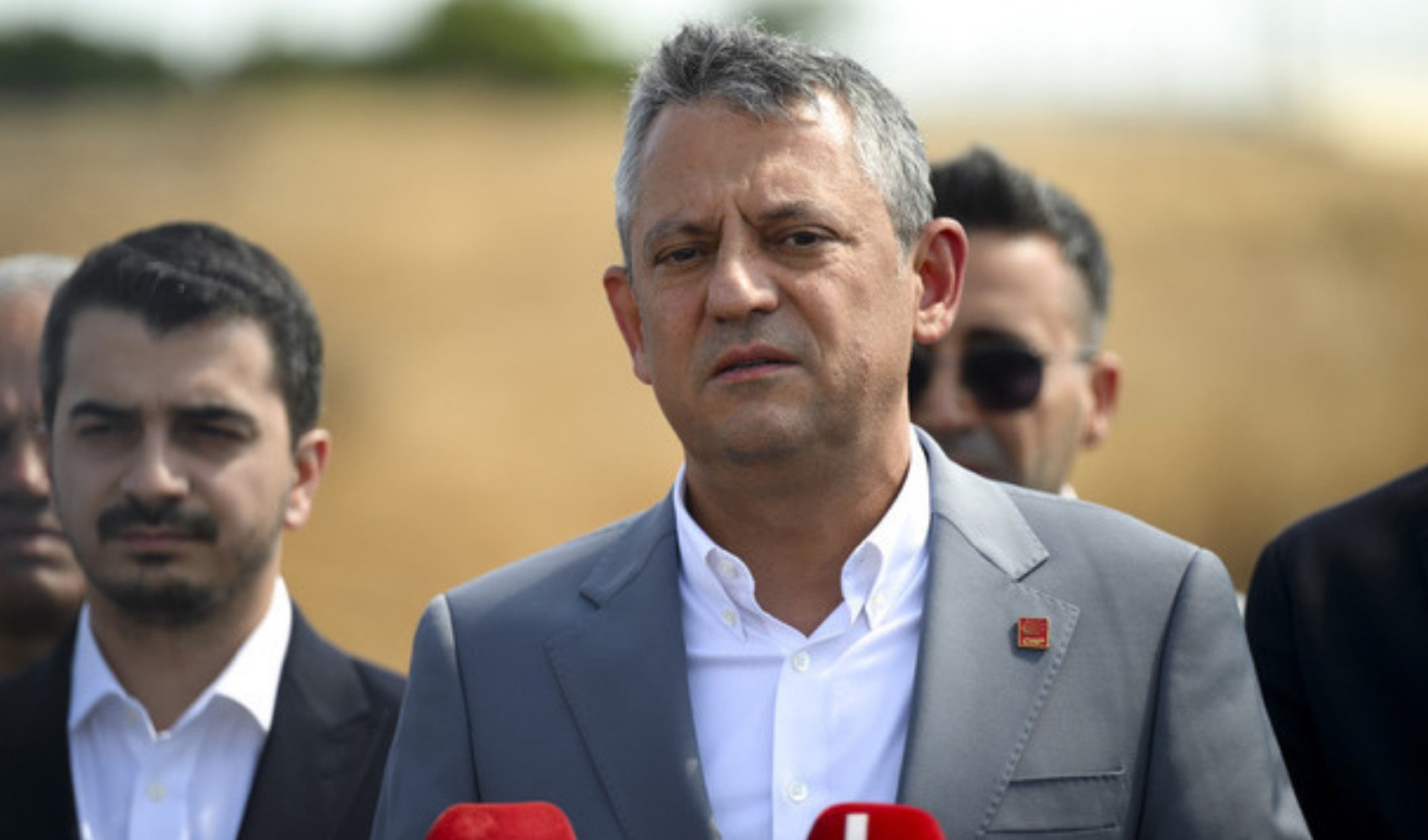 Özgür Özel tarih ve saat verdi: 'AK Toroslar çetesini dinlemek isteyenler...' Özgür Özel tarih ve saat verdi: 'AK Toroslar çetesini dinlemek isteyenler...'