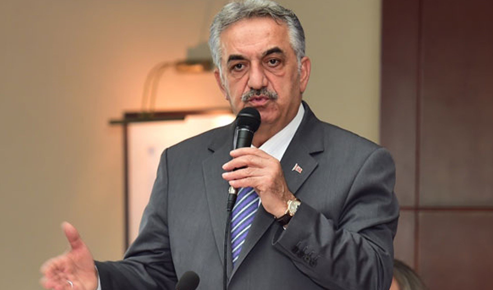 AKP'li Hayati Yazıcı'dan ekonomi itirafı geldi