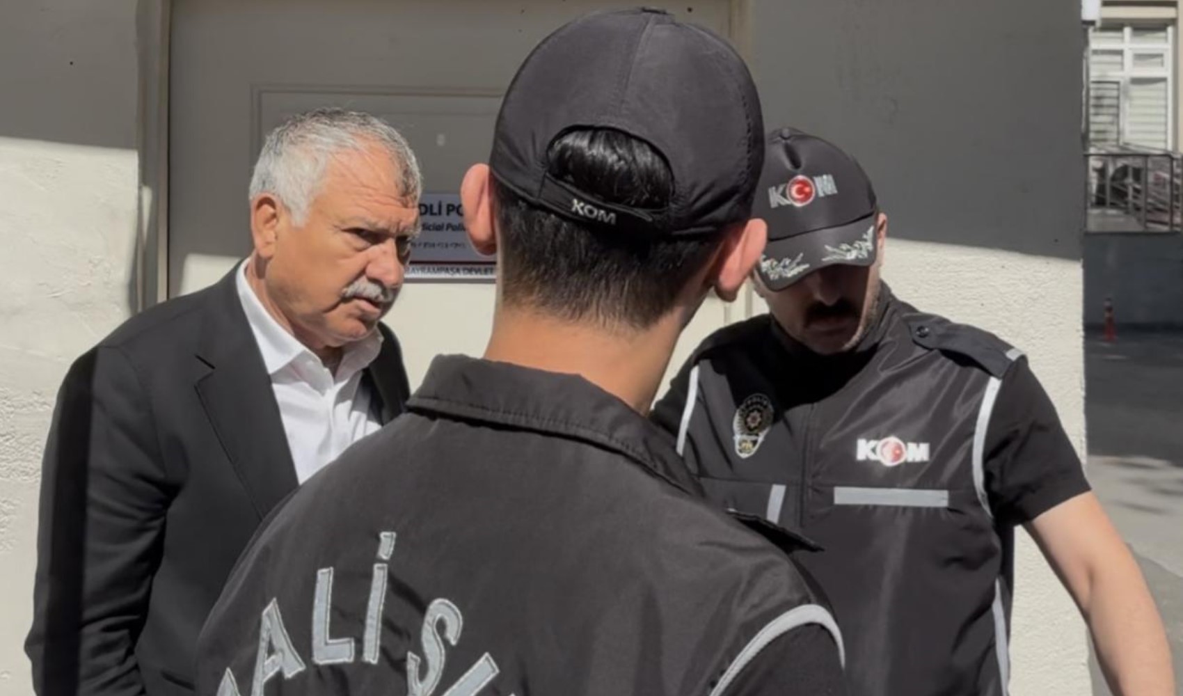 Zeydan Karalar'dan ilk komisyon yorumu geldi
