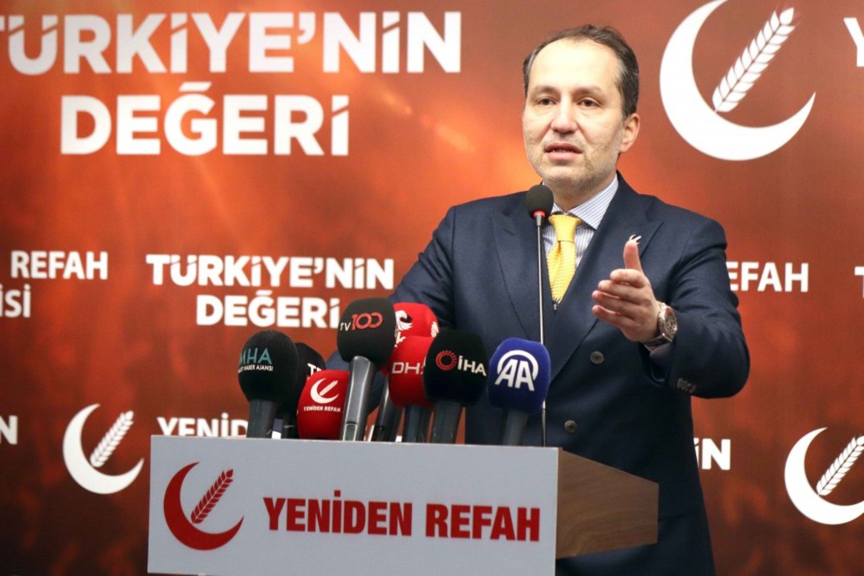Fatih Erbakan'dan iktidara çok sert tepki: 'Tarihe kara leke olarak geçecekler'