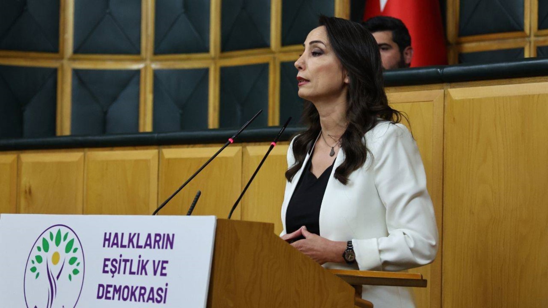 Açılım sürecinde çatlak mı var? DEM Parti'den peş peşe tepkiler geldi: Bahçeli'nin o sözlerini hatırlattı